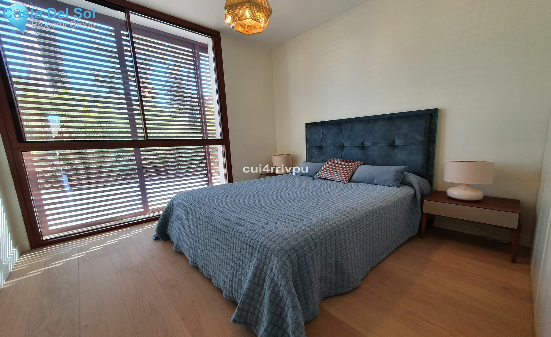 Semi-Detached House in The Golden Mile-1175395