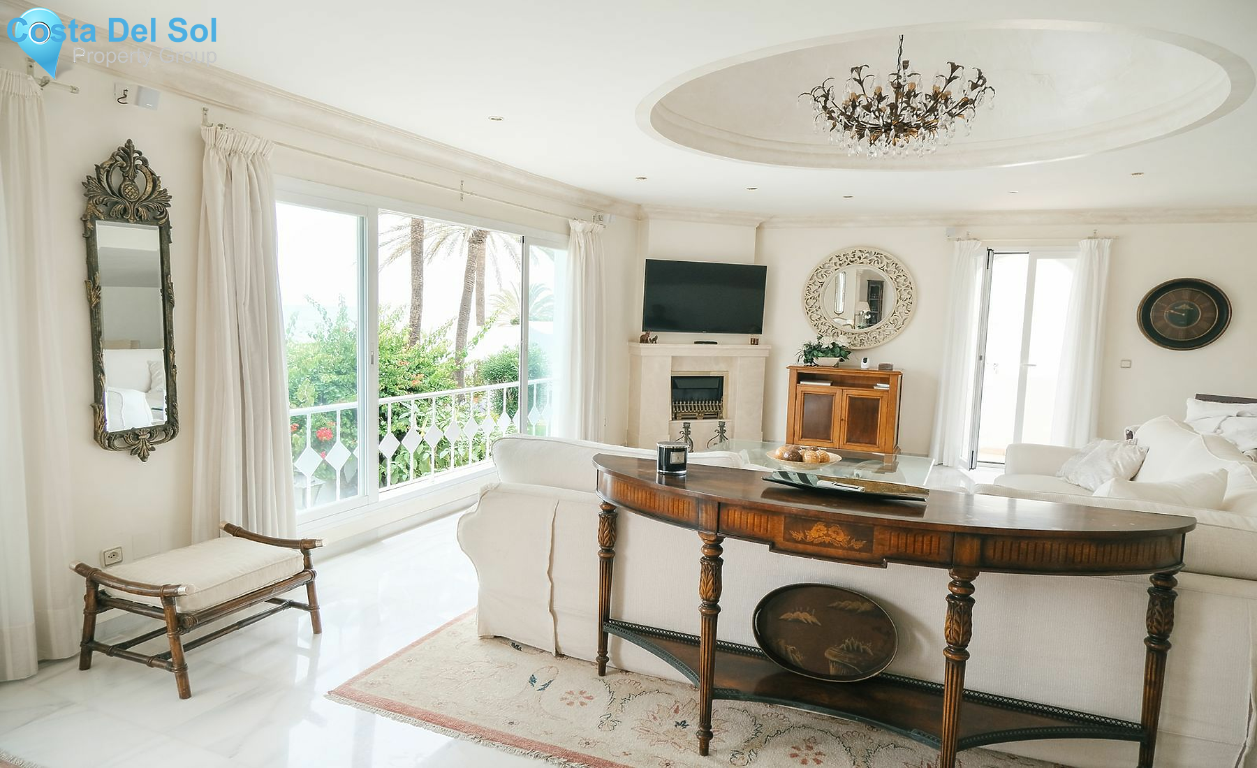 Semi-Detached House in The Golden Mile-1443438