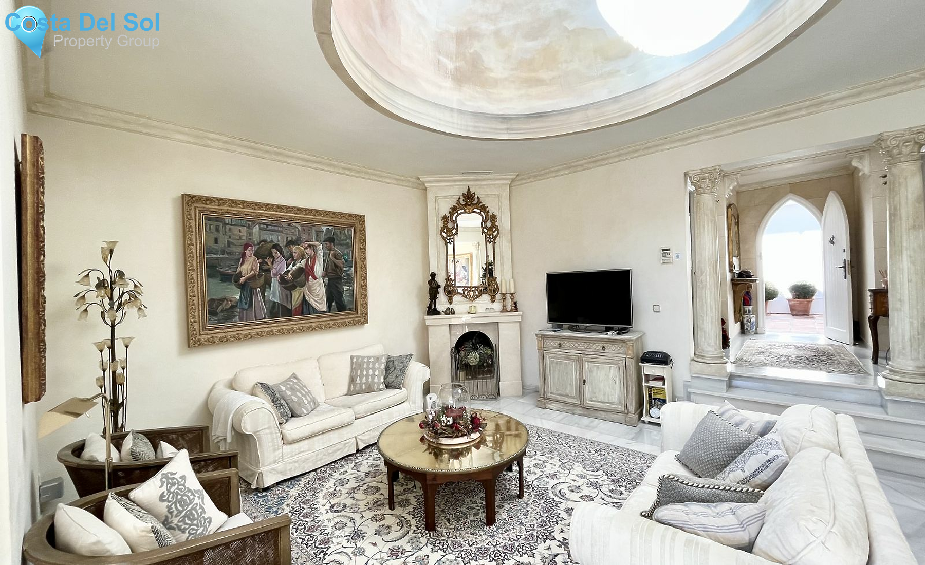 Semi-Detached House in The Golden Mile-1484547