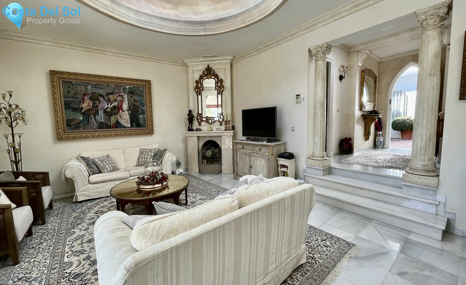 Semi-Detached House in The Golden Mile-1484548