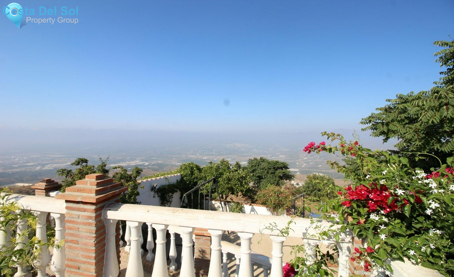 Semi-Detached House in Vélez-Málaga-1220593