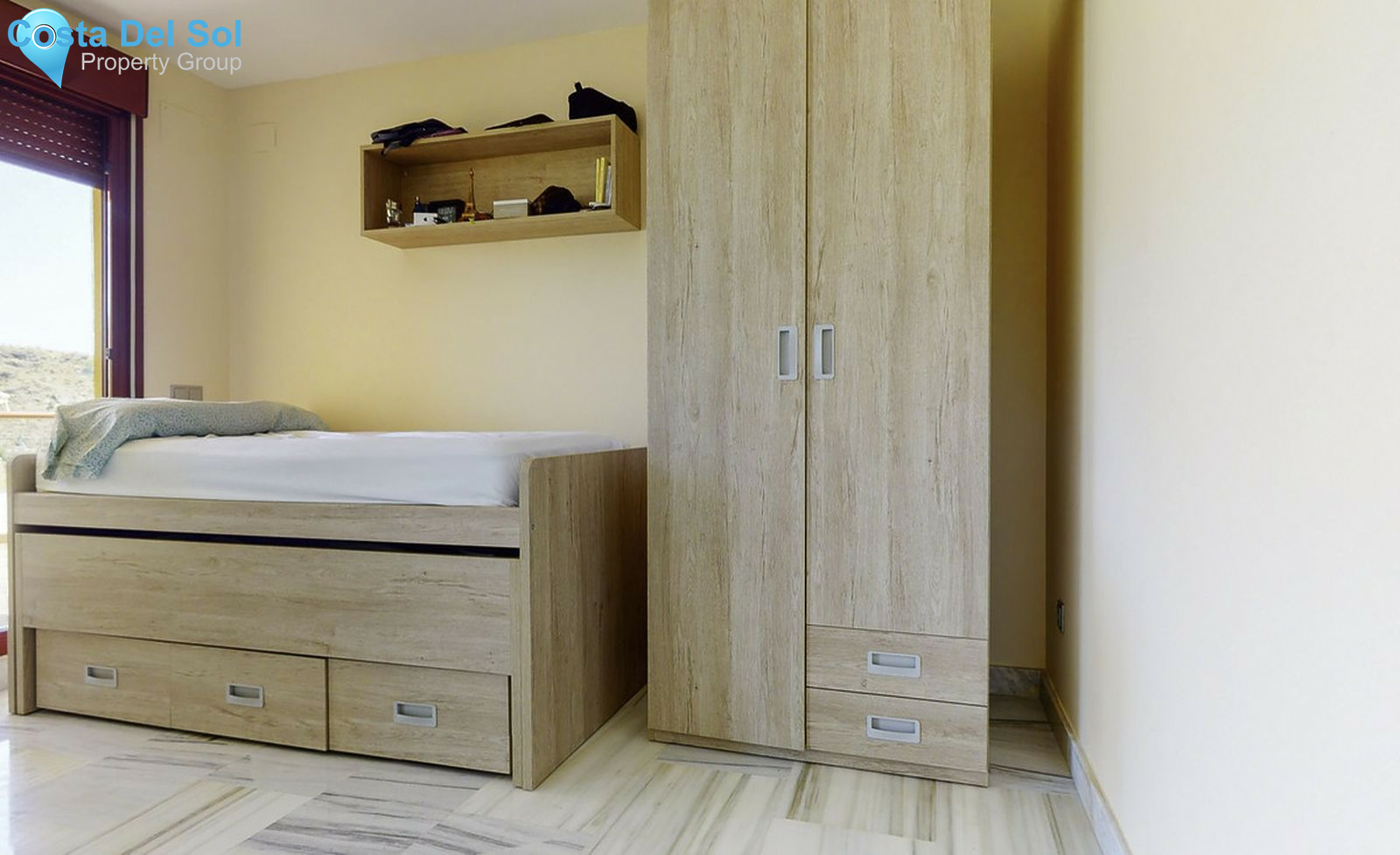 Top Floor Apartment in Benahavís
