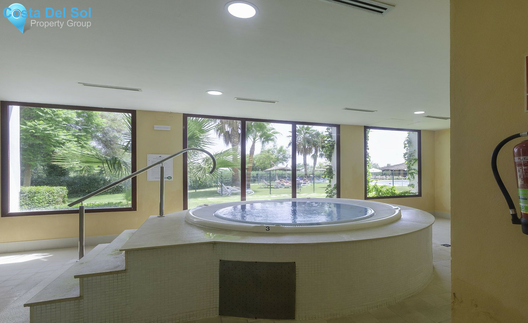 Top Floor Apartment in Benahavís-1412734