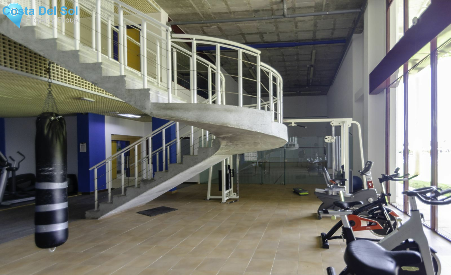 Top Floor Apartment in Benahavís-1474390