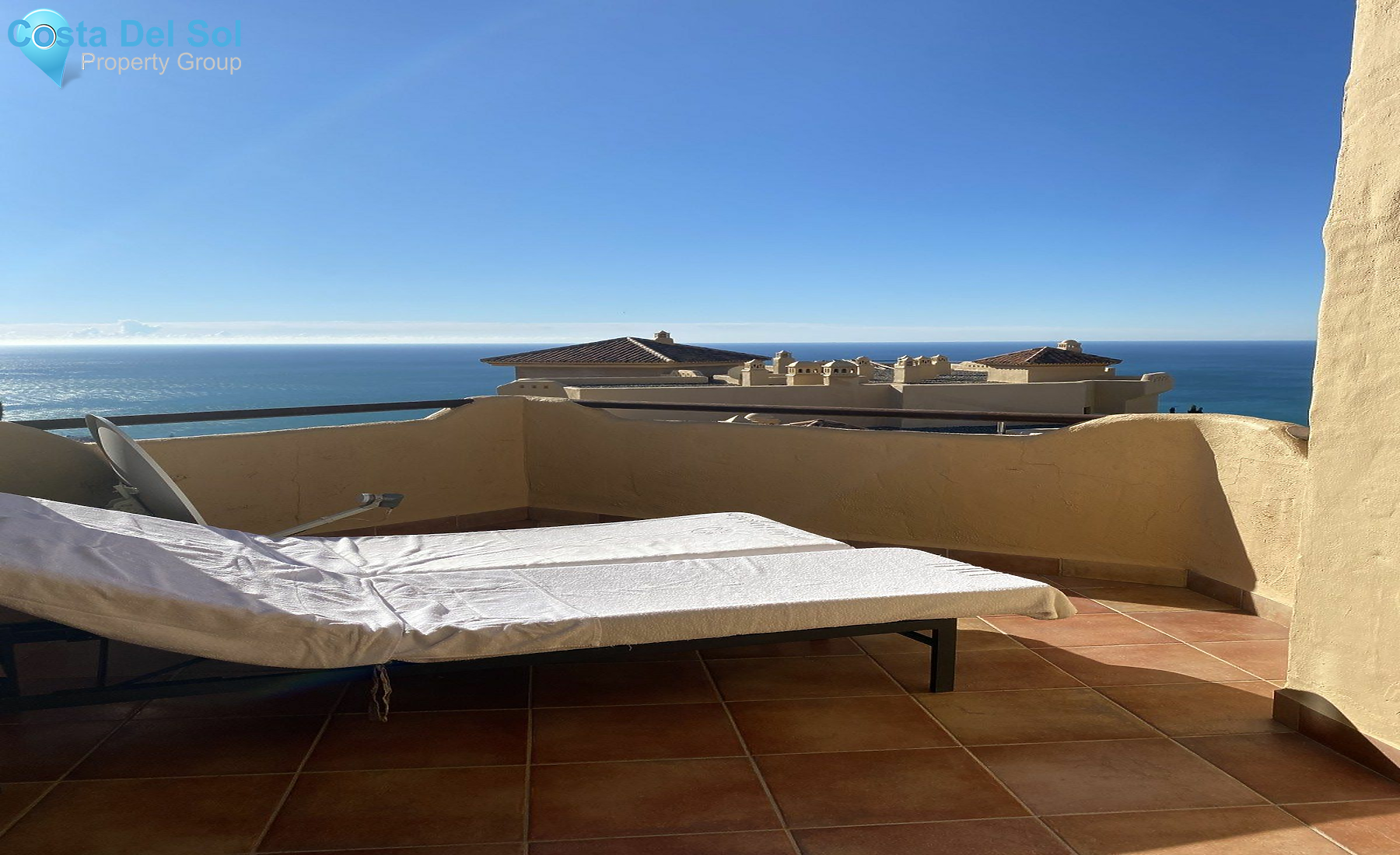 Top Floor Apartment in Benalmadena-1468459