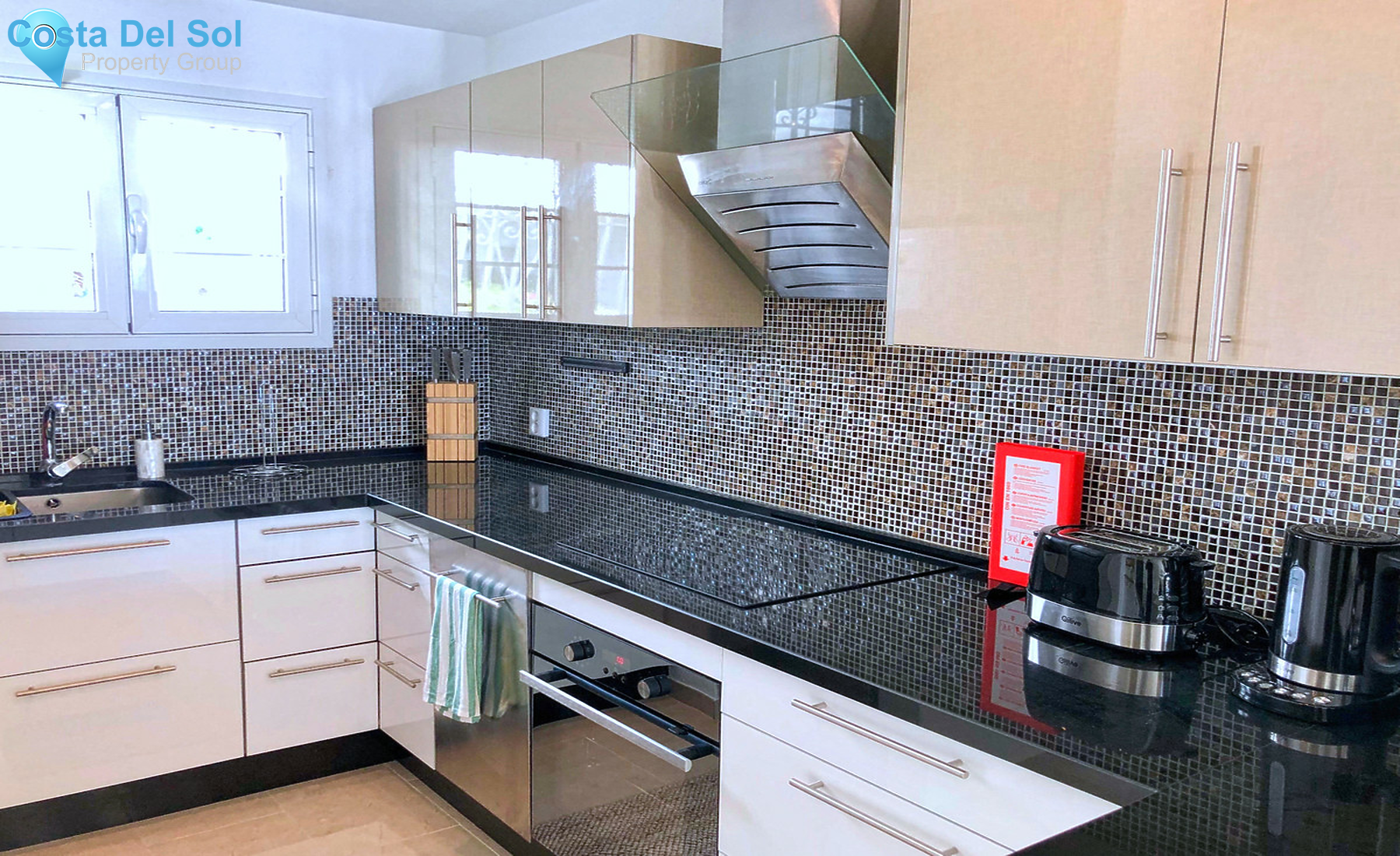 Top Floor Apartment in Calahonda-1313385