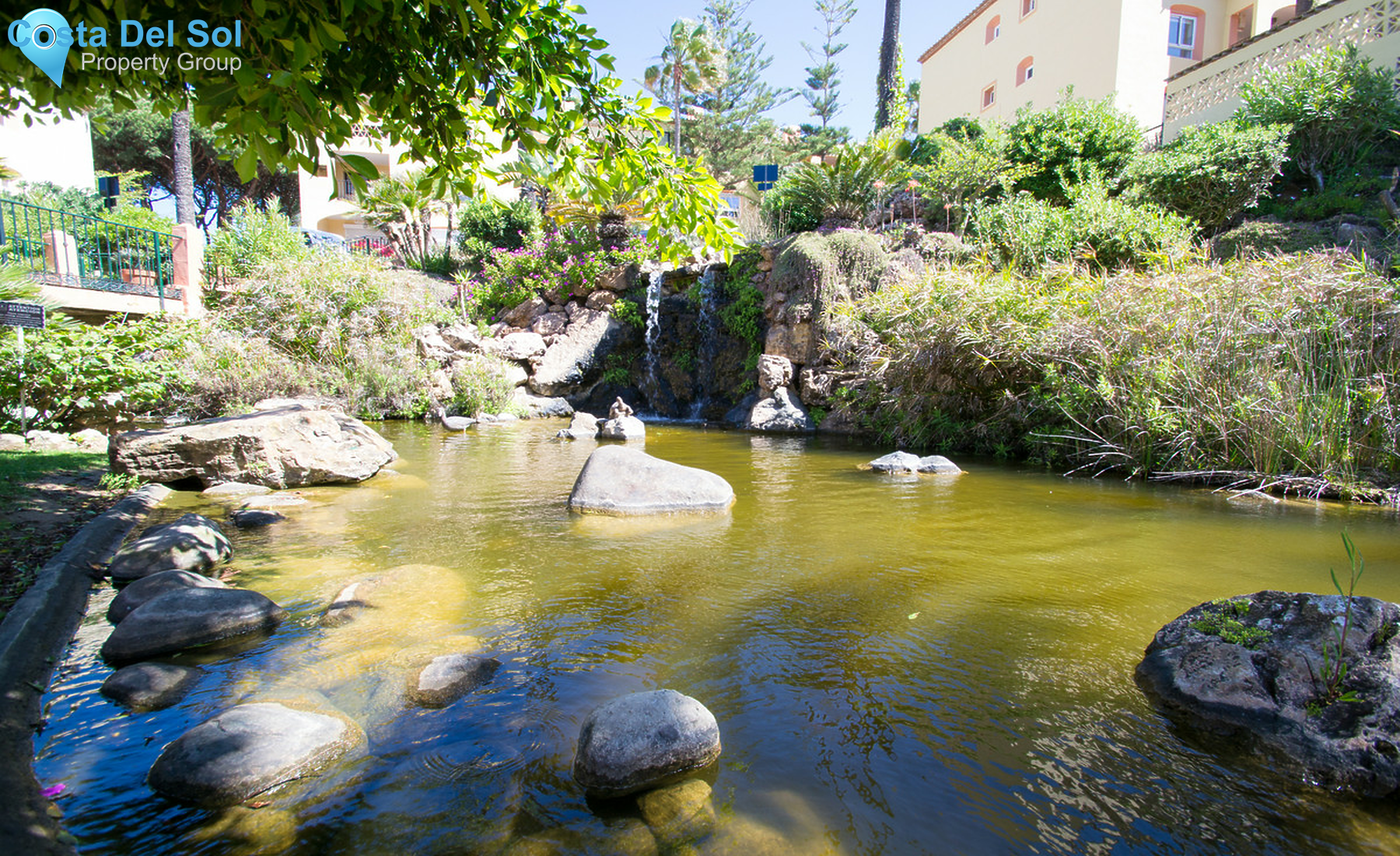 Top Floor Apartment in Calahonda