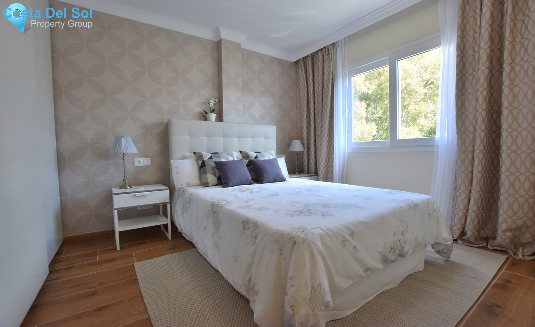 Top Floor Apartment in Calahonda-1431542