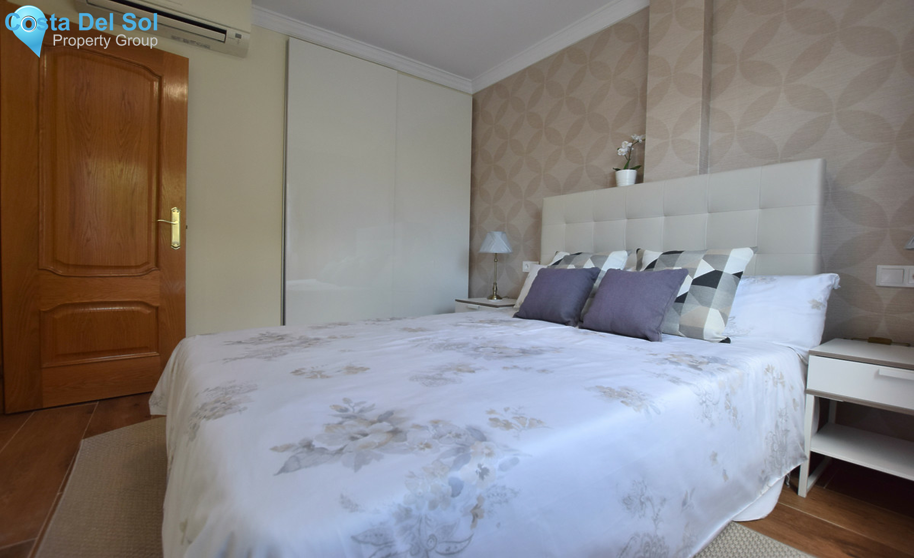 Top Floor Apartment in Calahonda-1431543