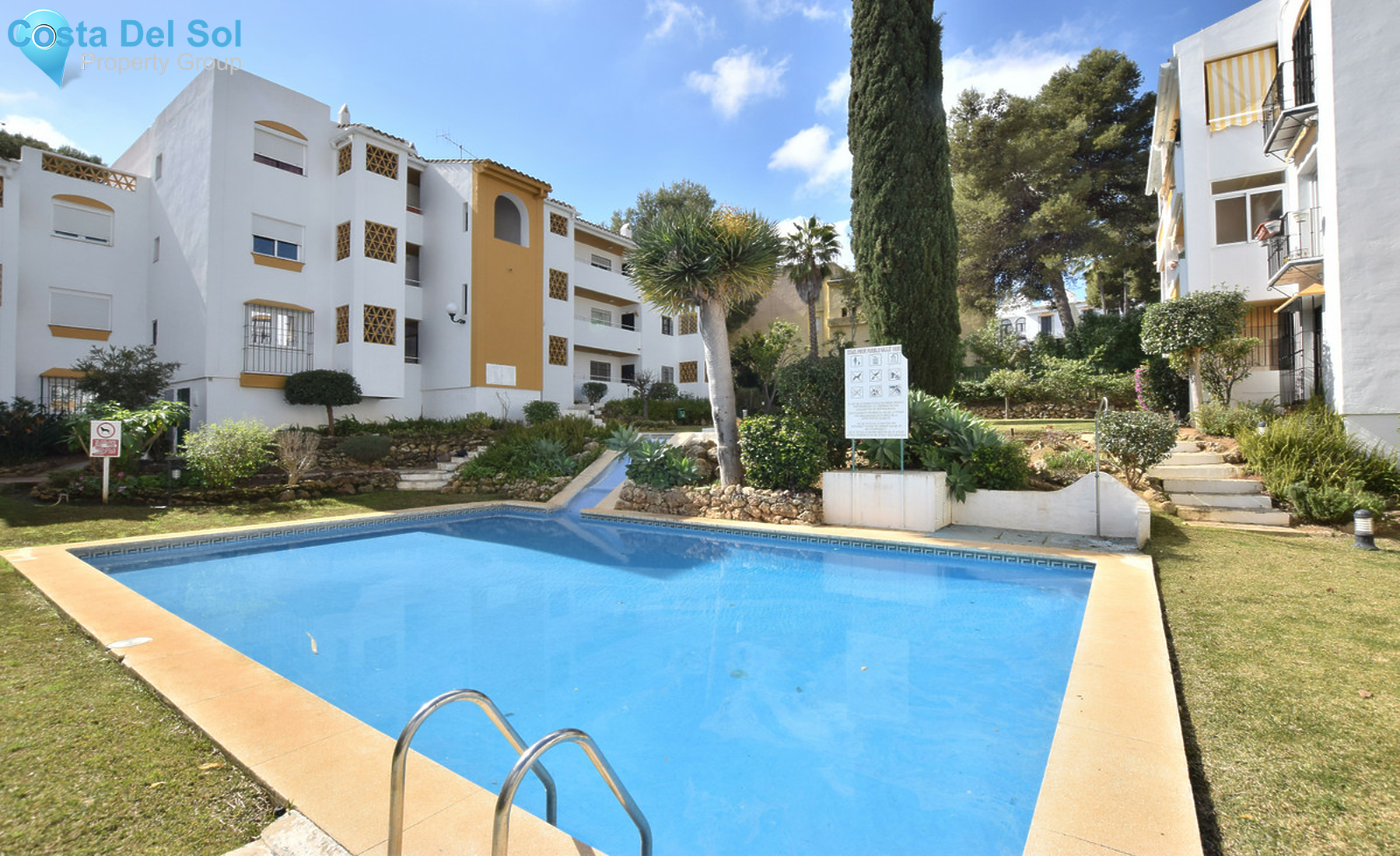 Top Floor Apartment in Calahonda-1431549