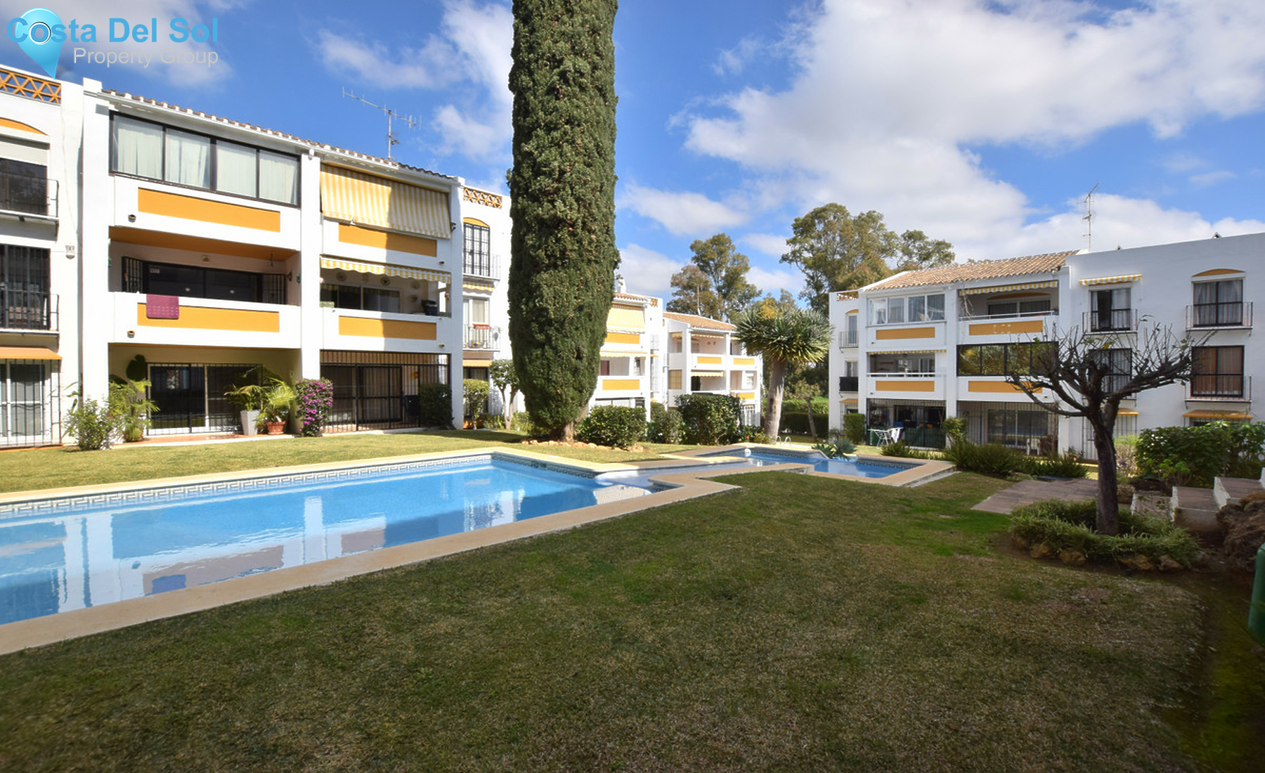 Top Floor Apartment in Calahonda-1431550