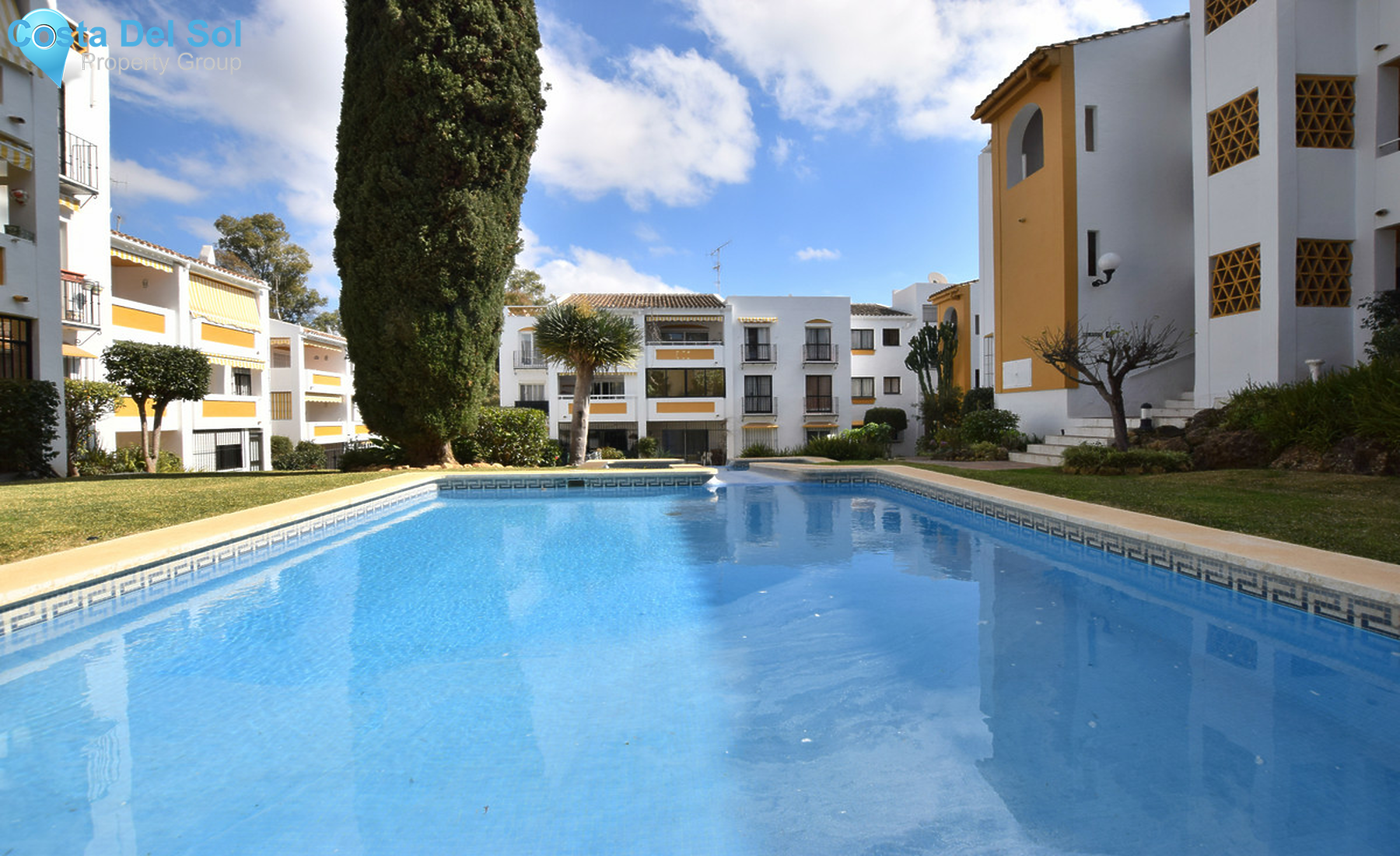 Top Floor Apartment in Calahonda-1431551