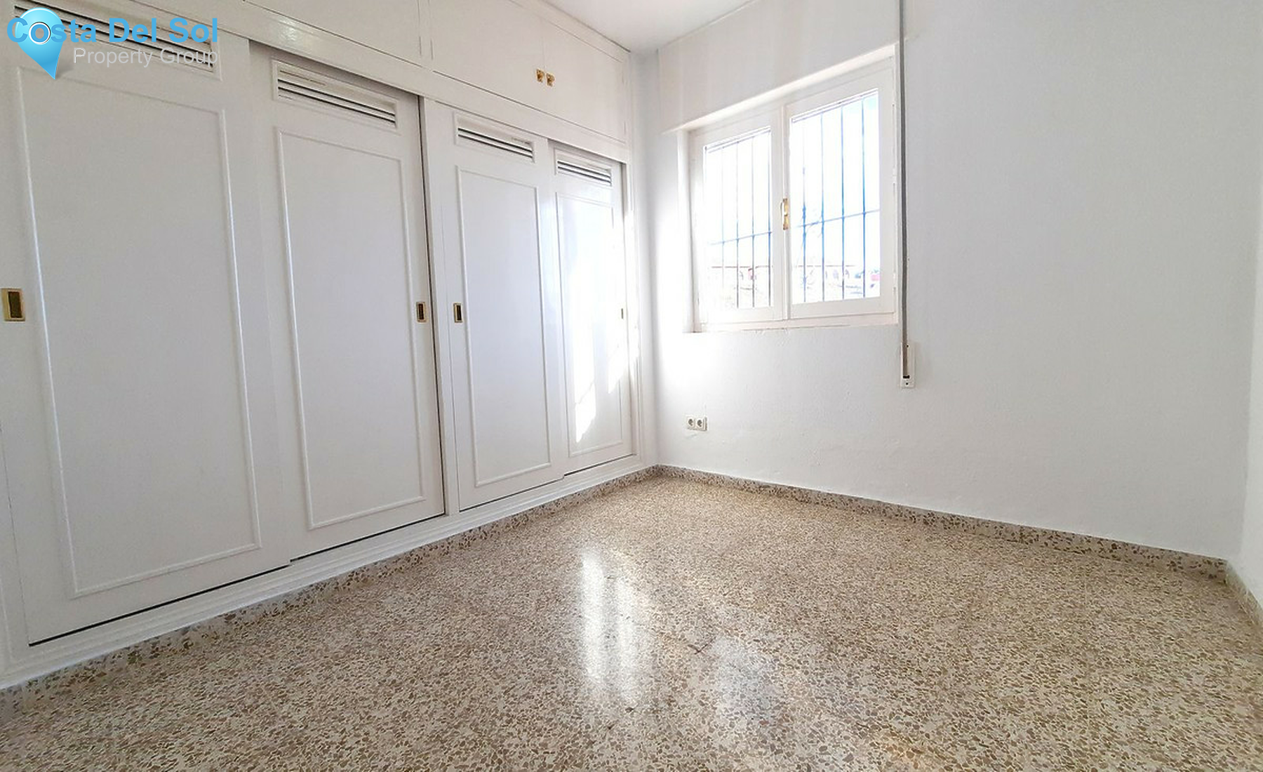 Top Floor Apartment in Calahonda-1523812