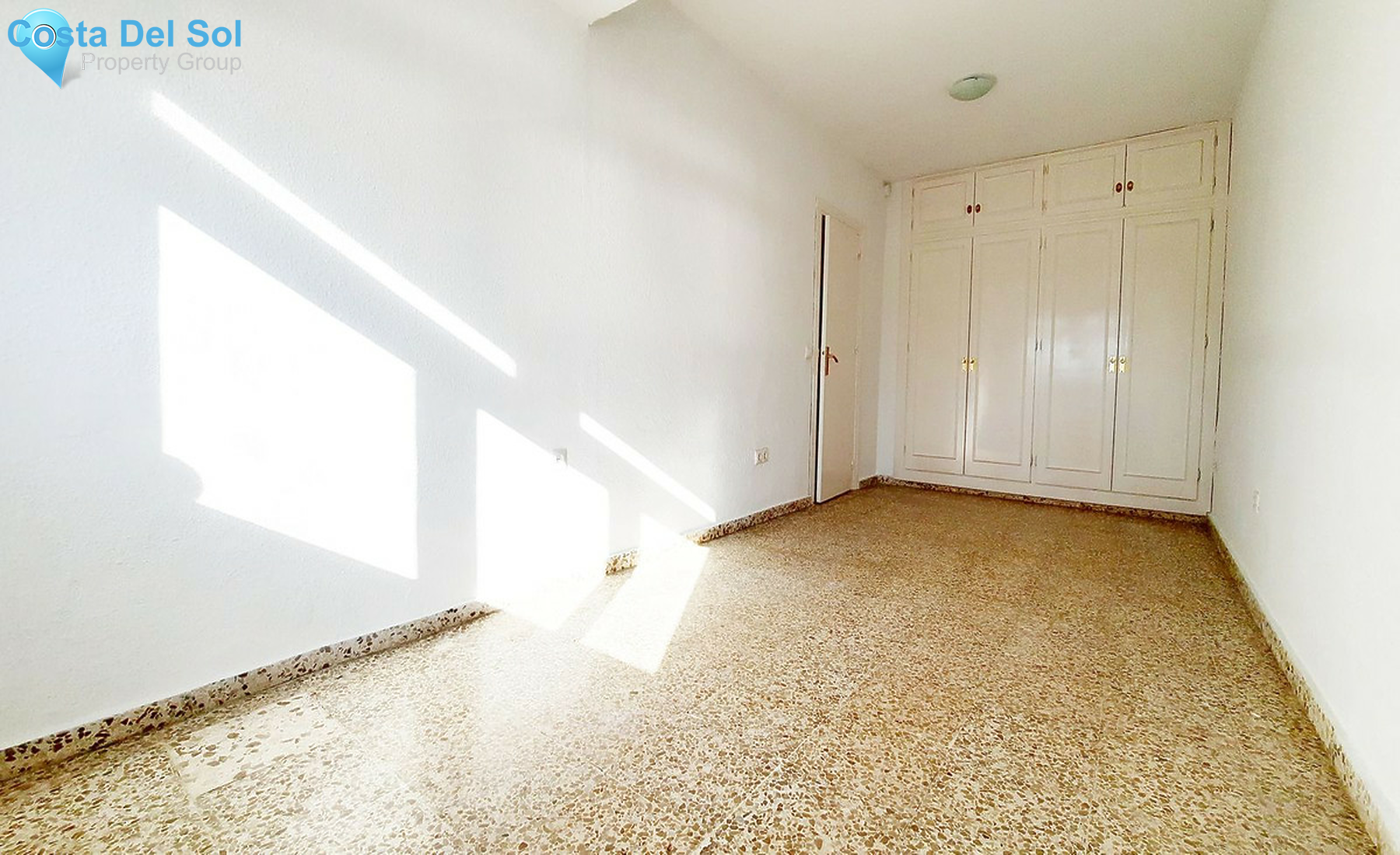 Top Floor Apartment in Calahonda-1523809
