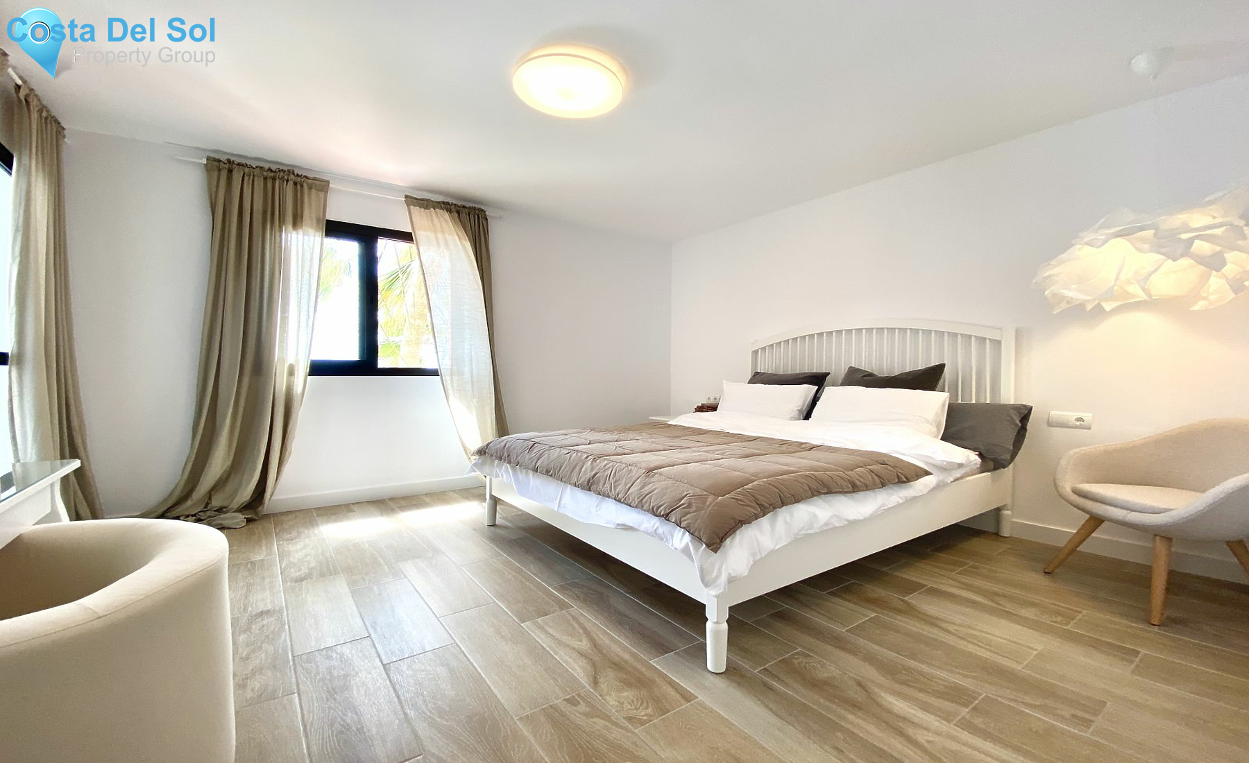 Top Floor Apartment in Calahonda-1141417