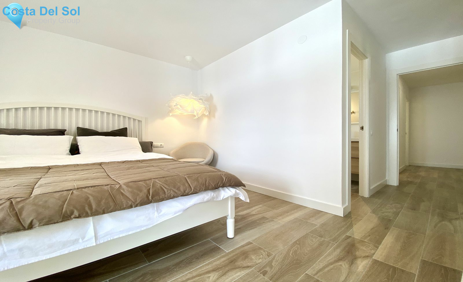 Top Floor Apartment in Calahonda-1141415