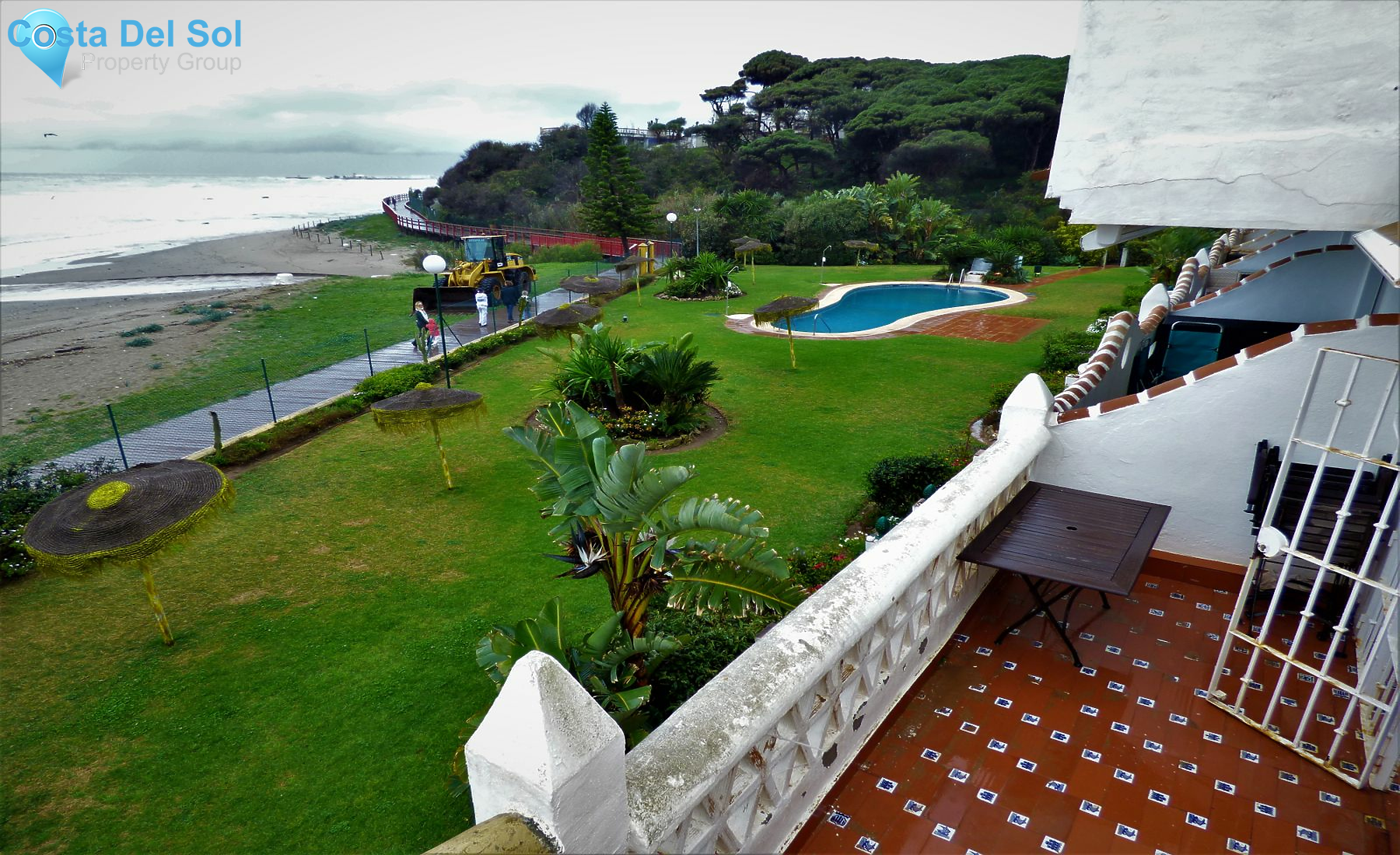 Top Floor Apartment in Calahonda