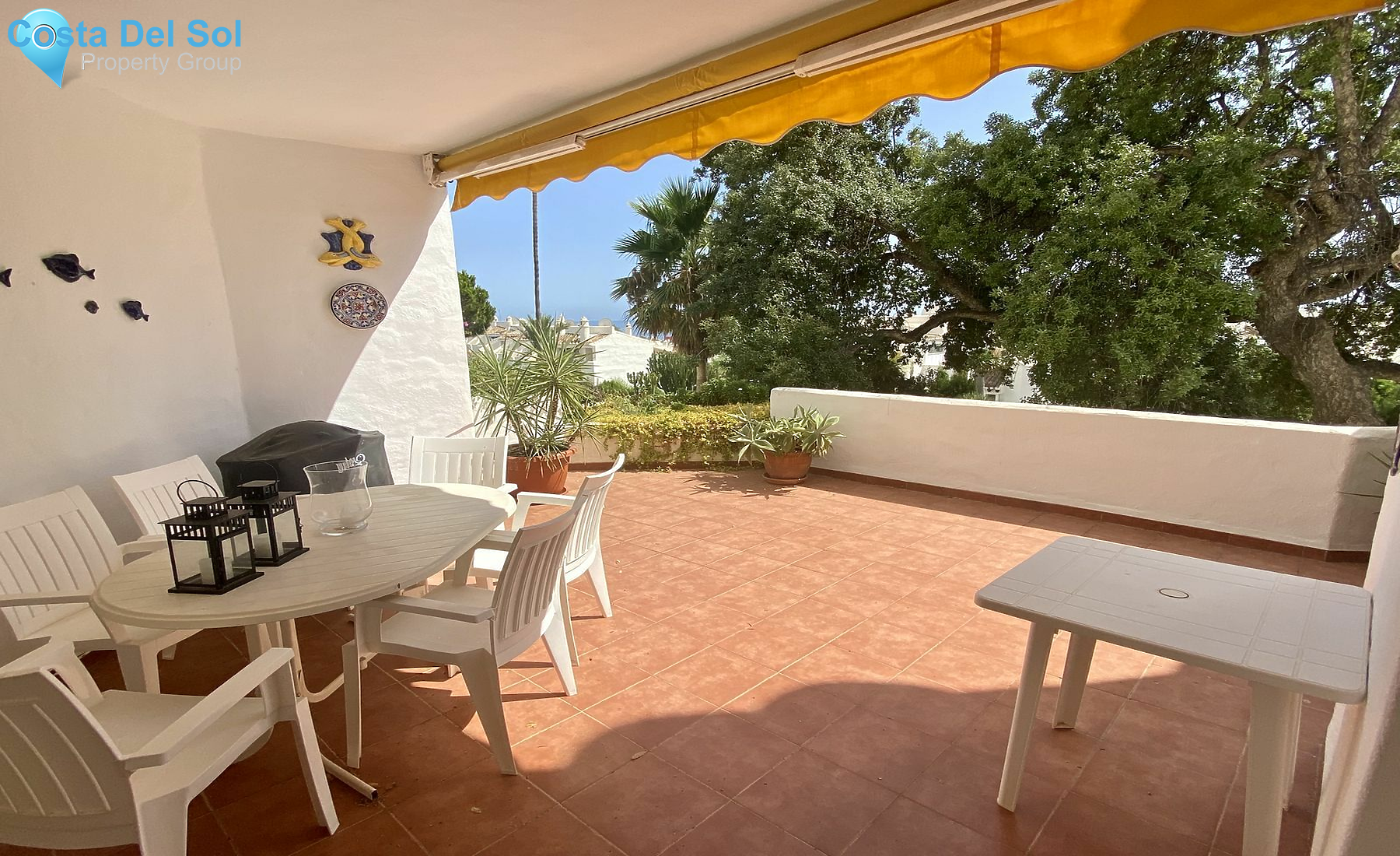 Top Floor Apartment in Calahonda-1450195