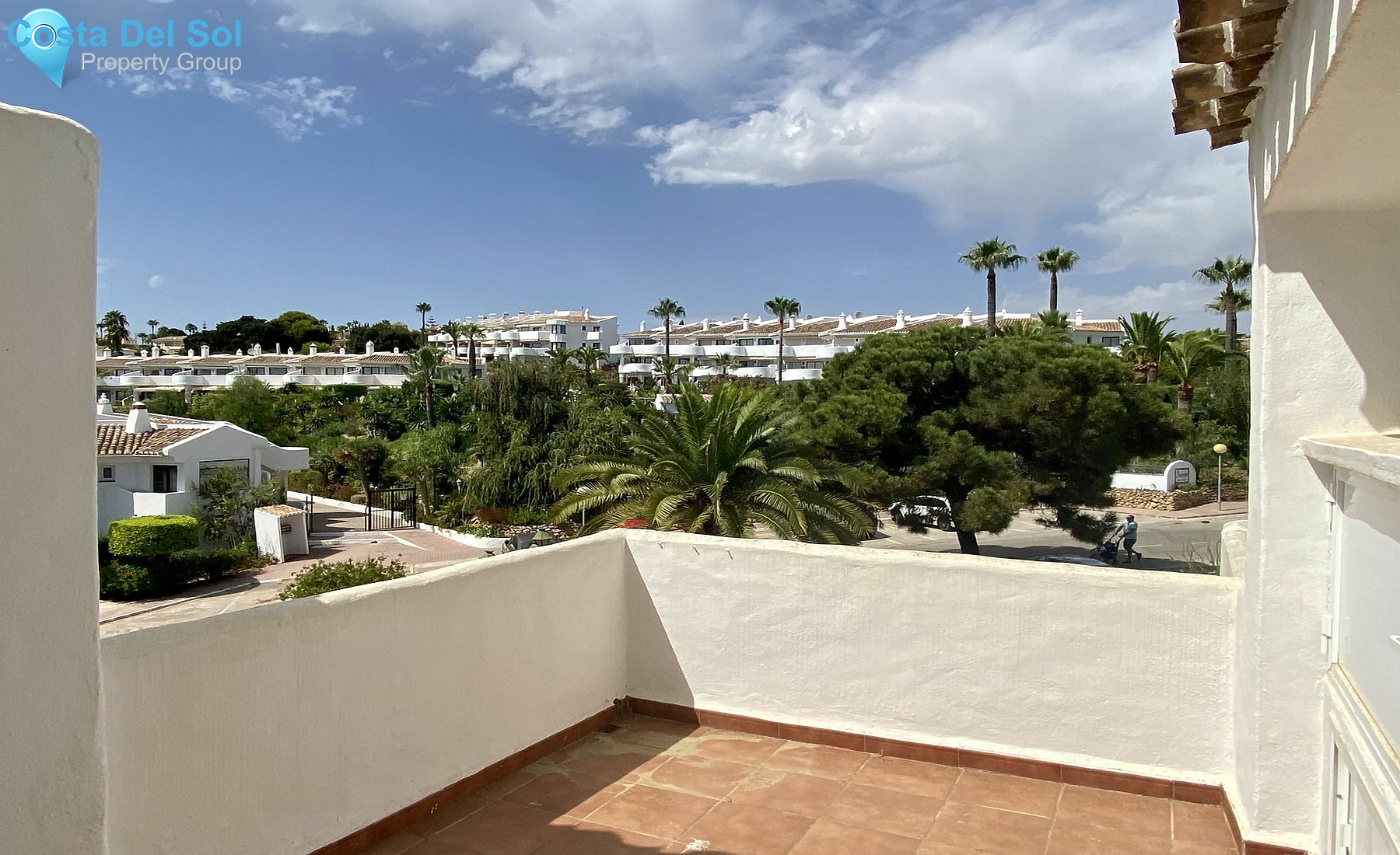 Top Floor Apartment in Calahonda-1450206