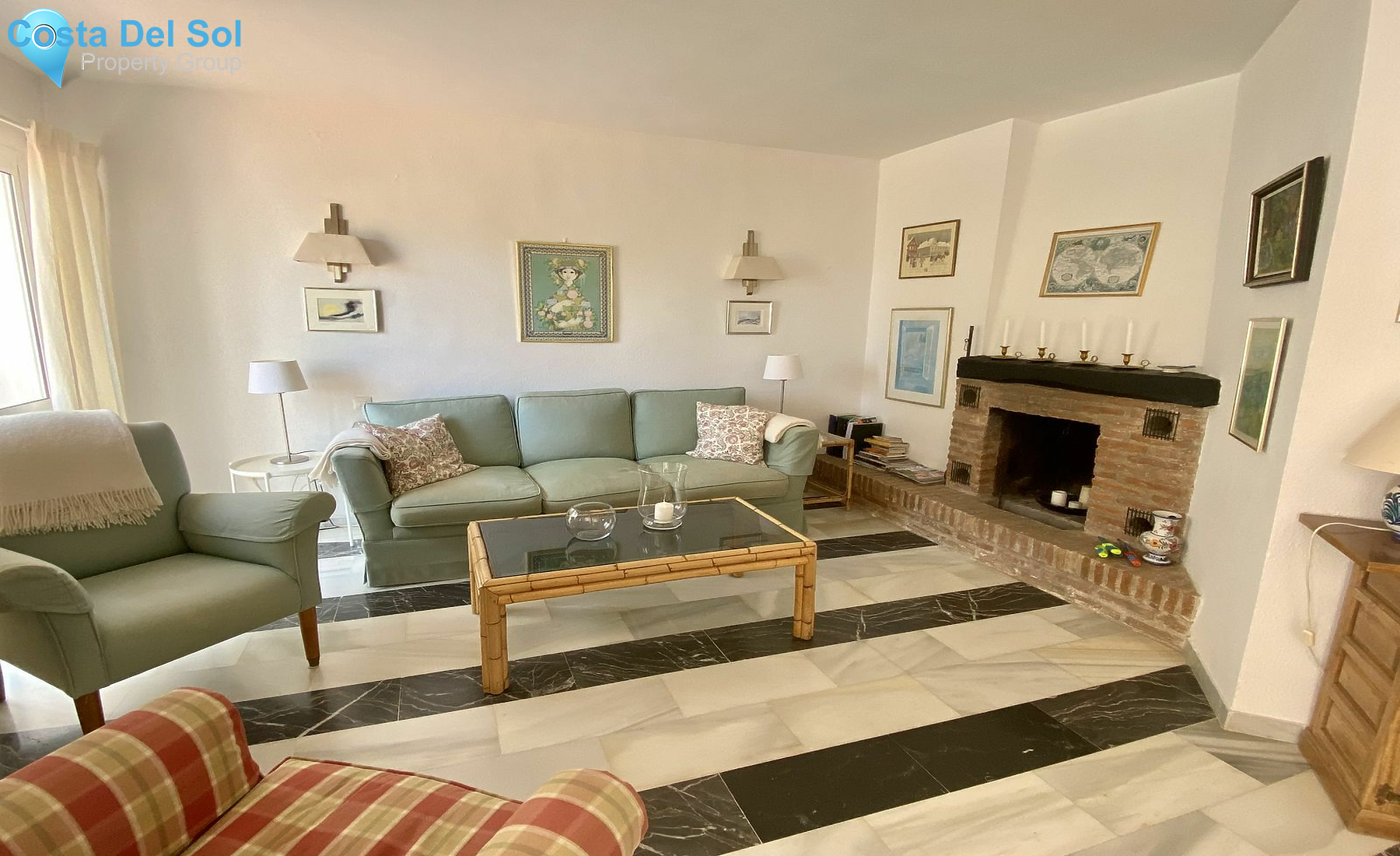 Top Floor Apartment in Calahonda-1450197