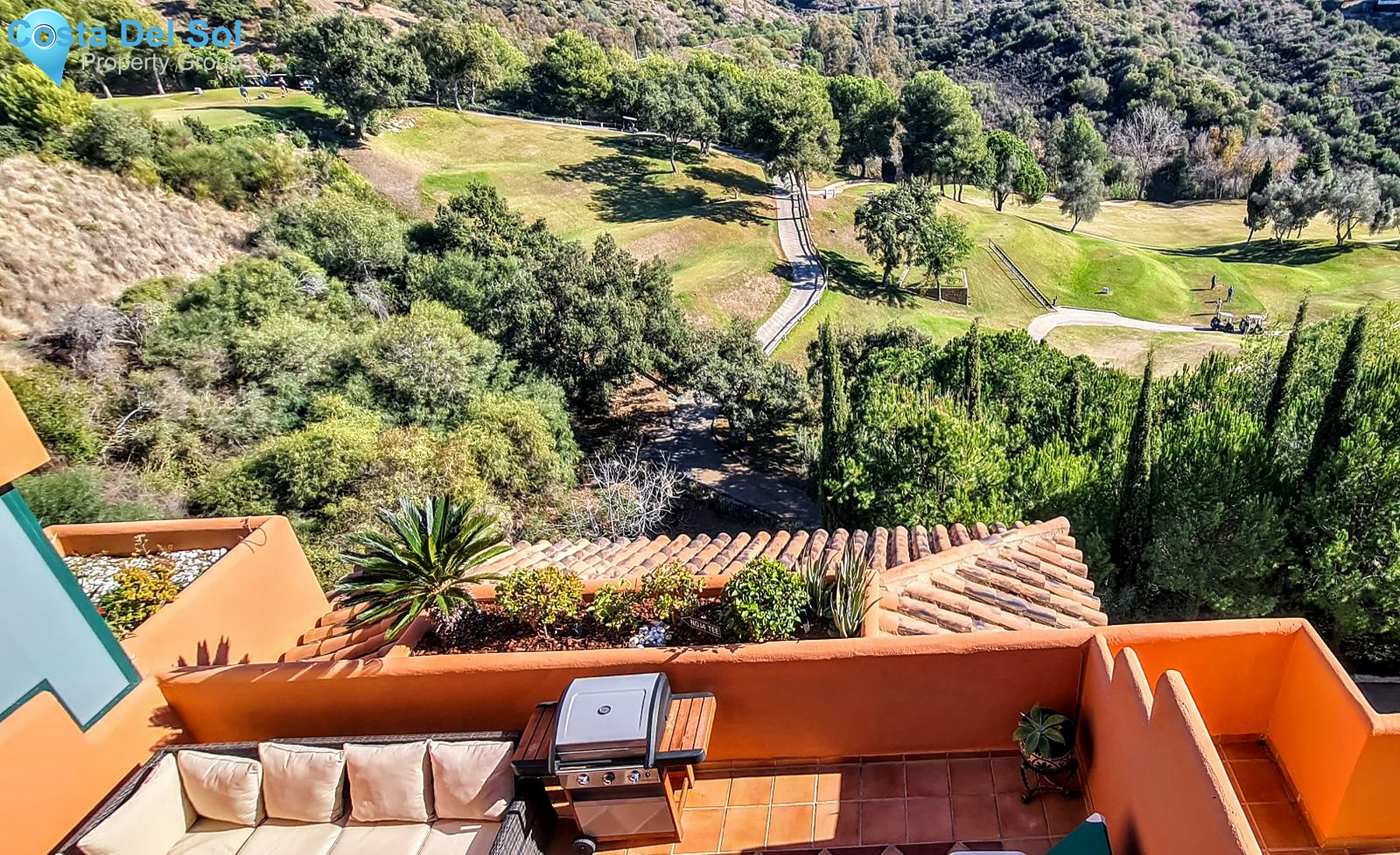 Top Floor Apartment in Elviria