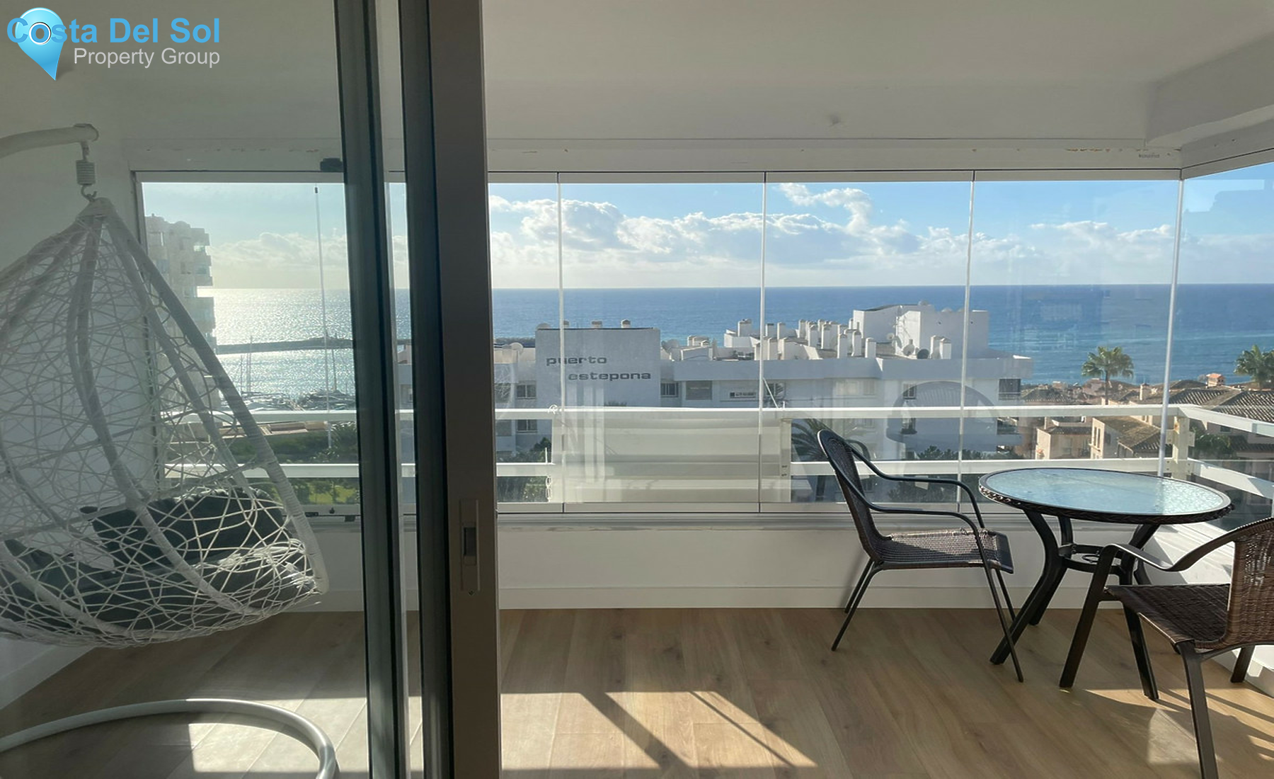 Top Floor Apartment in Estepona-1264684