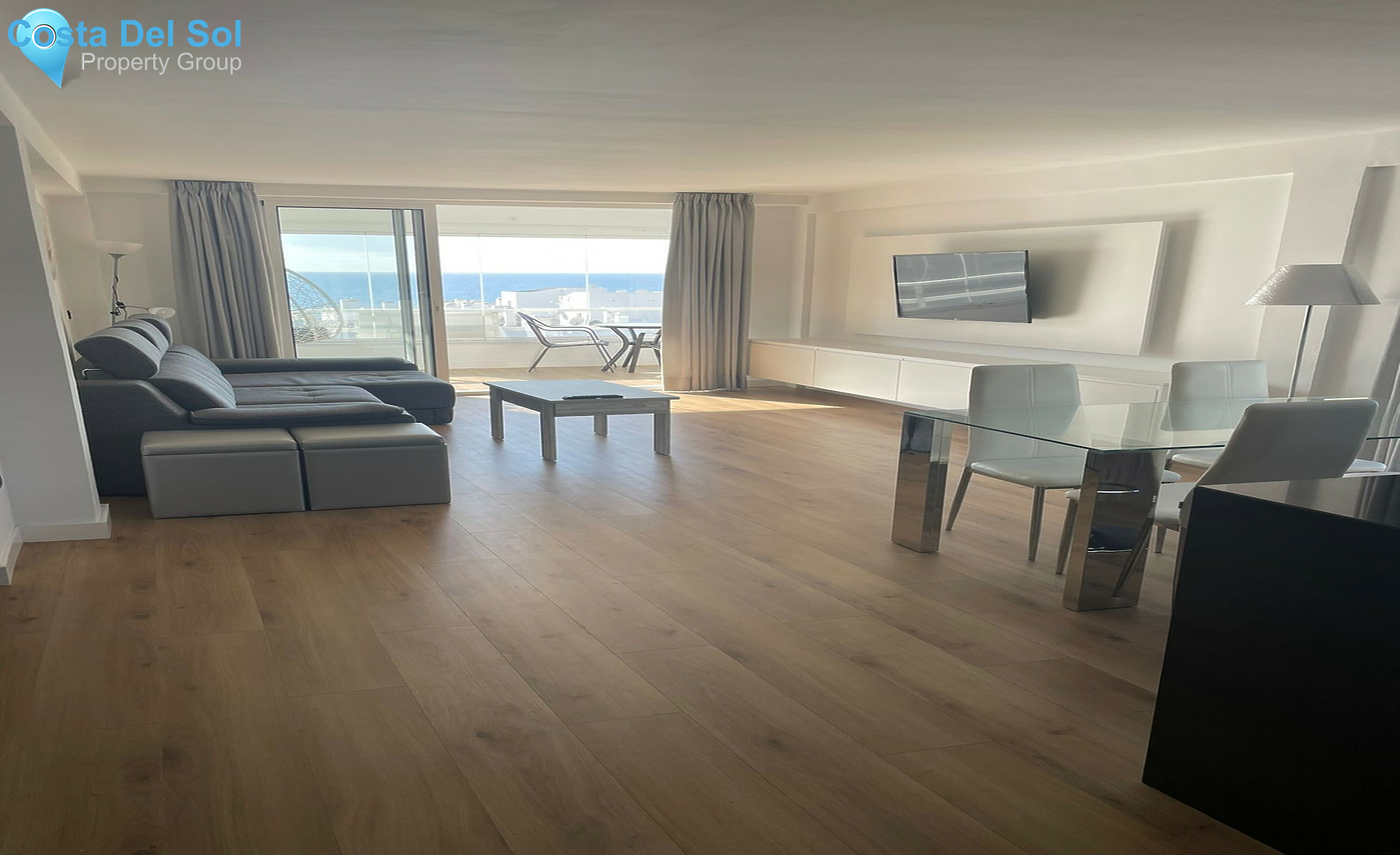 Top Floor Apartment in Estepona-1264686