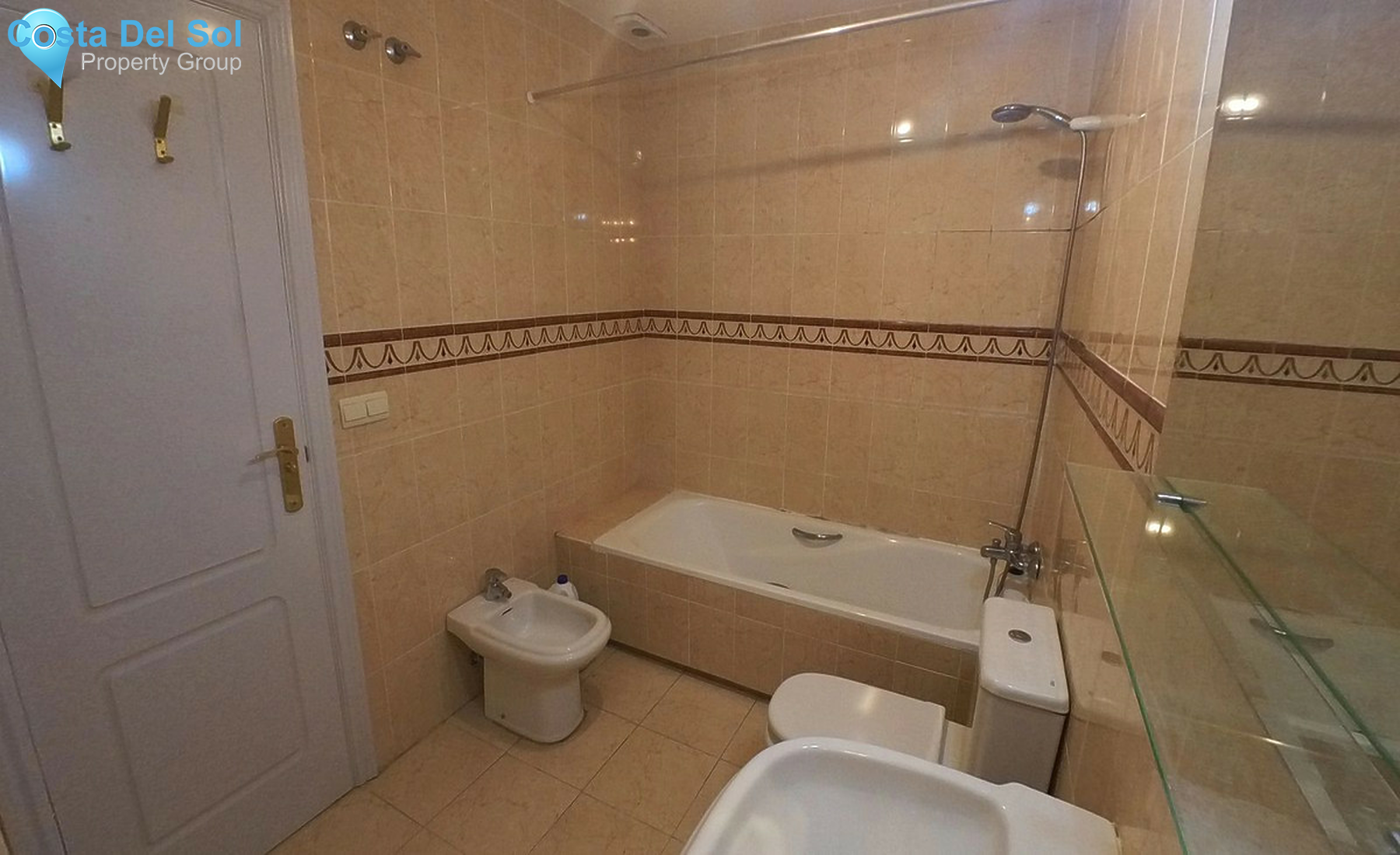 Top Floor Apartment in Estepona-1271635