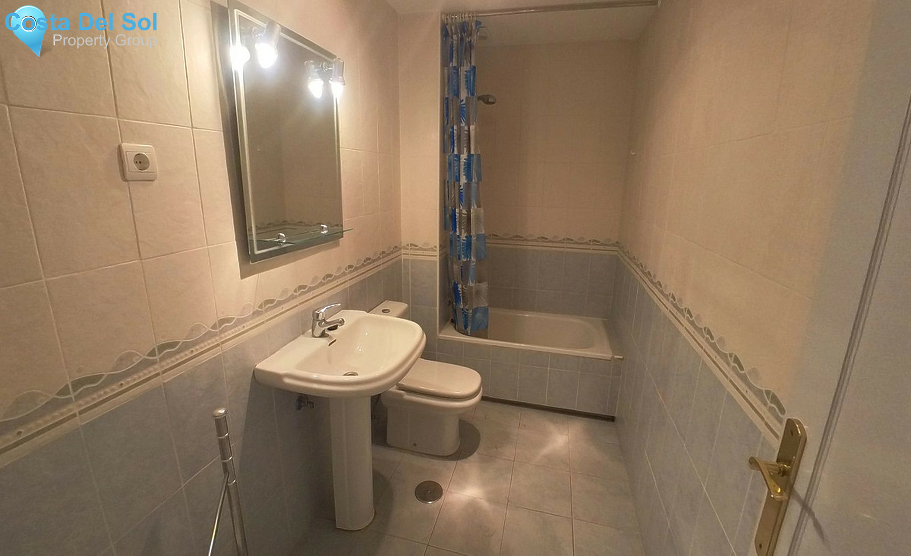 Top Floor Apartment in Estepona-1271622