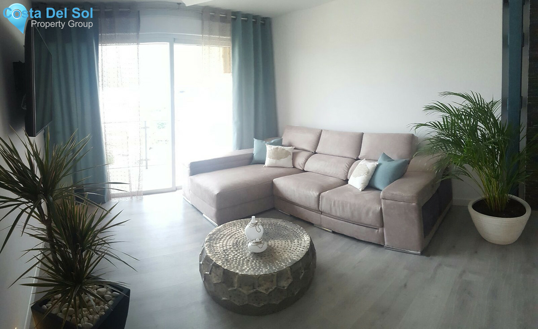 Top Floor Apartment in Estepona-1285458