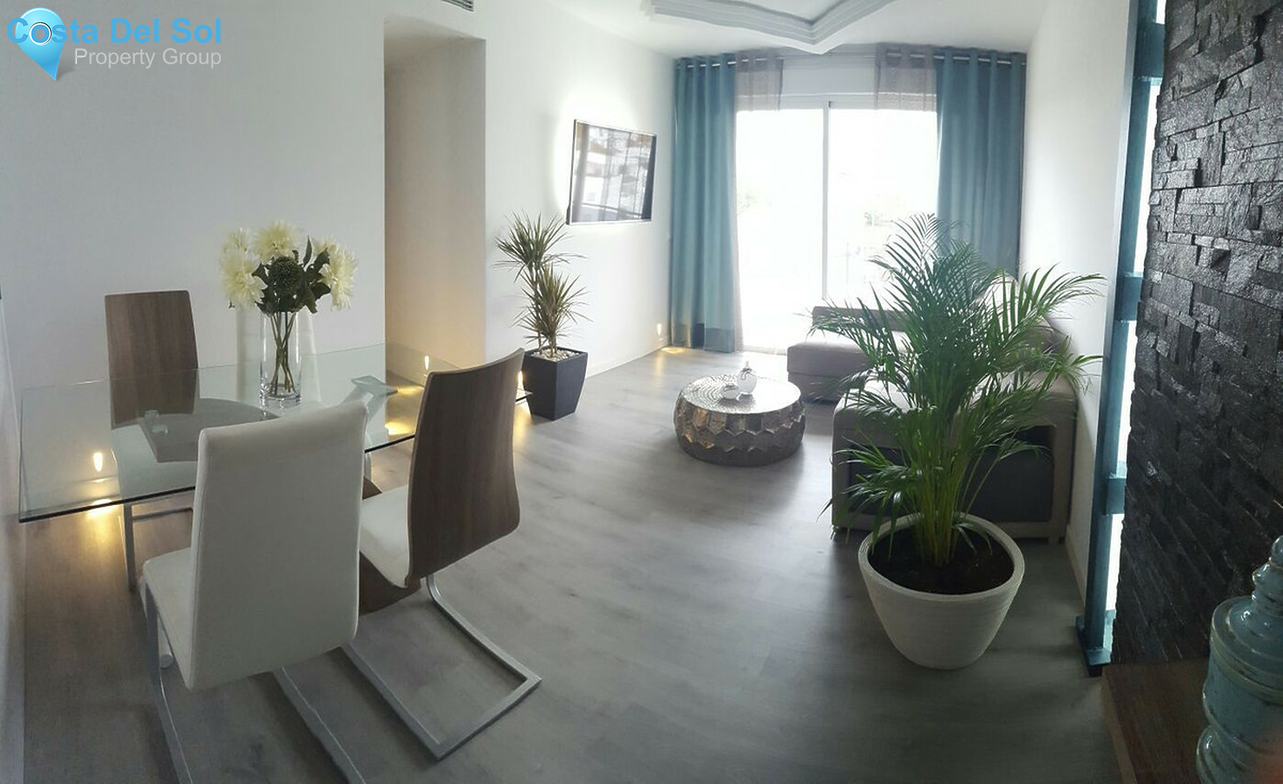 Top Floor Apartment in Estepona-1285463