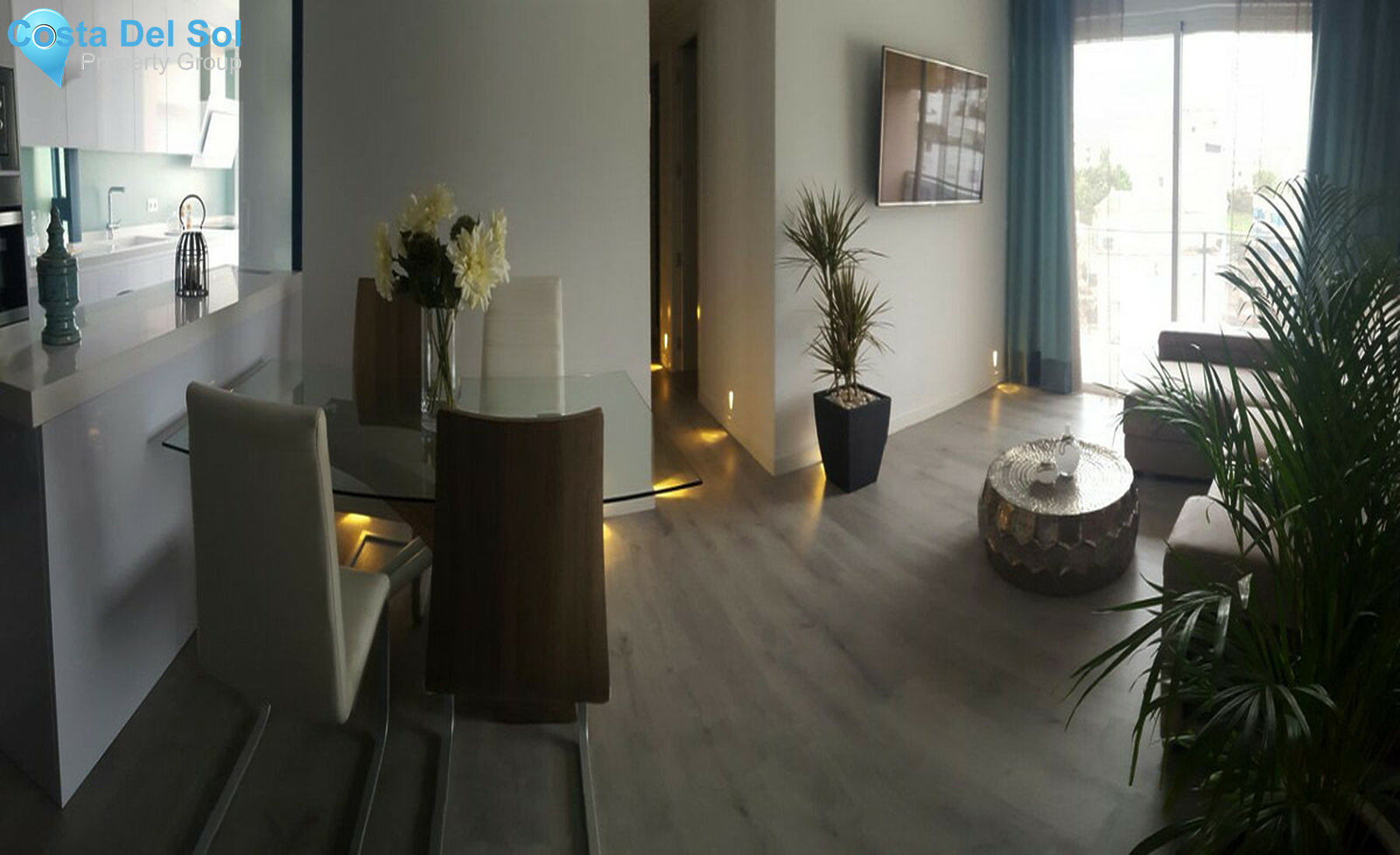 Top Floor Apartment in Estepona-1285454