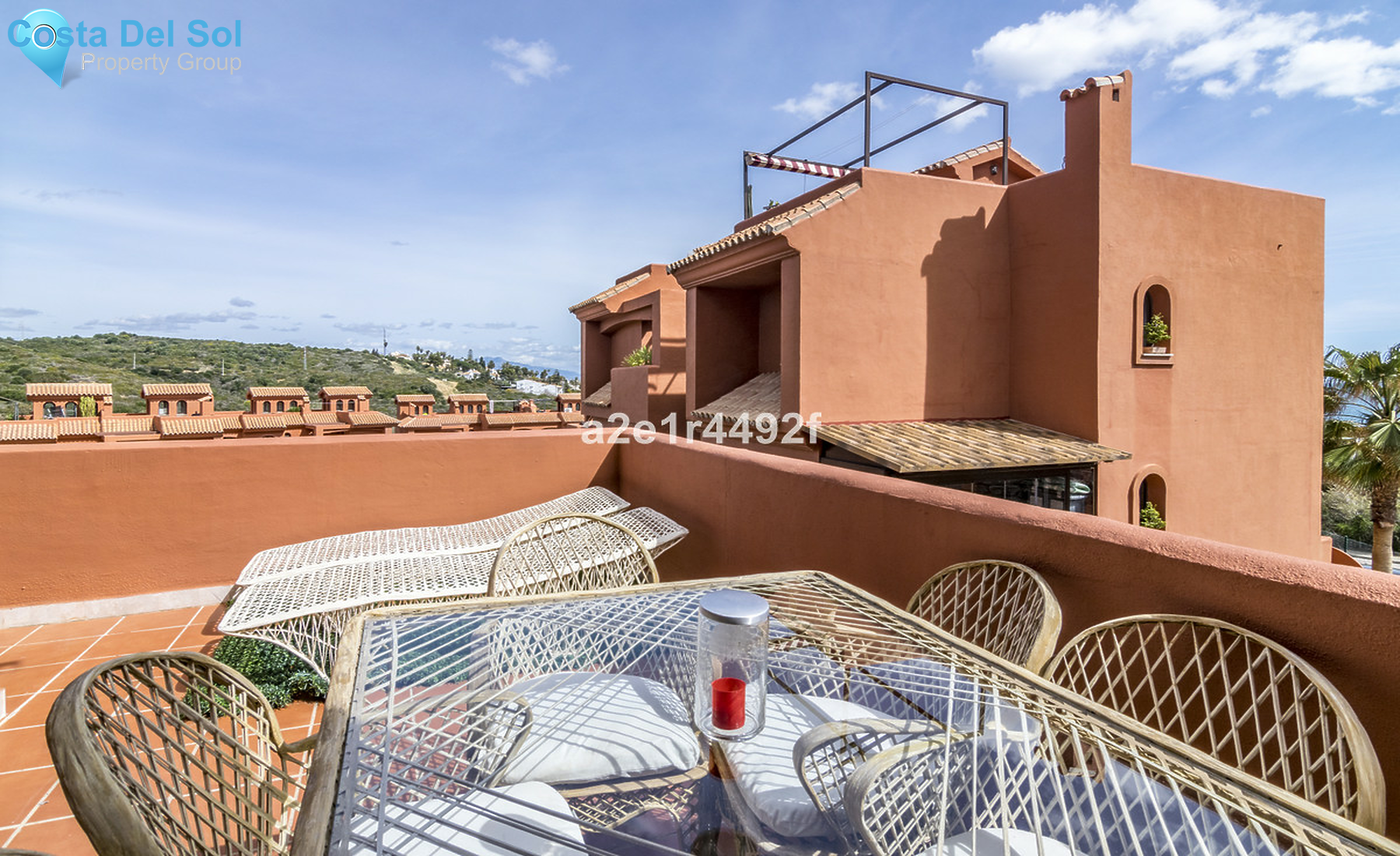 Top Floor Apartment in Estepona-1297133
