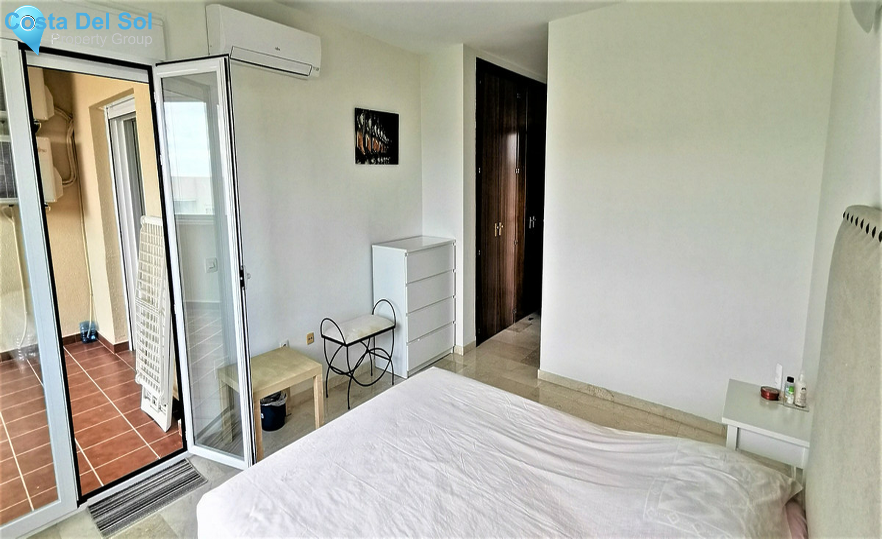 Top Floor Apartment in Estepona-1323434
