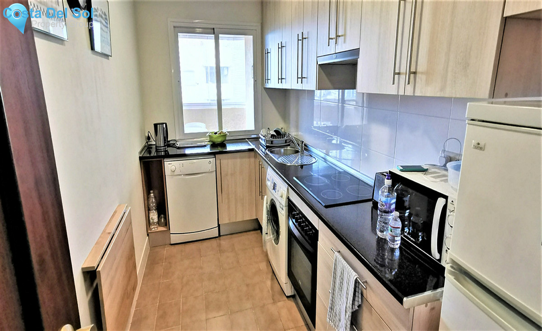 Top Floor Apartment in Estepona-1323426