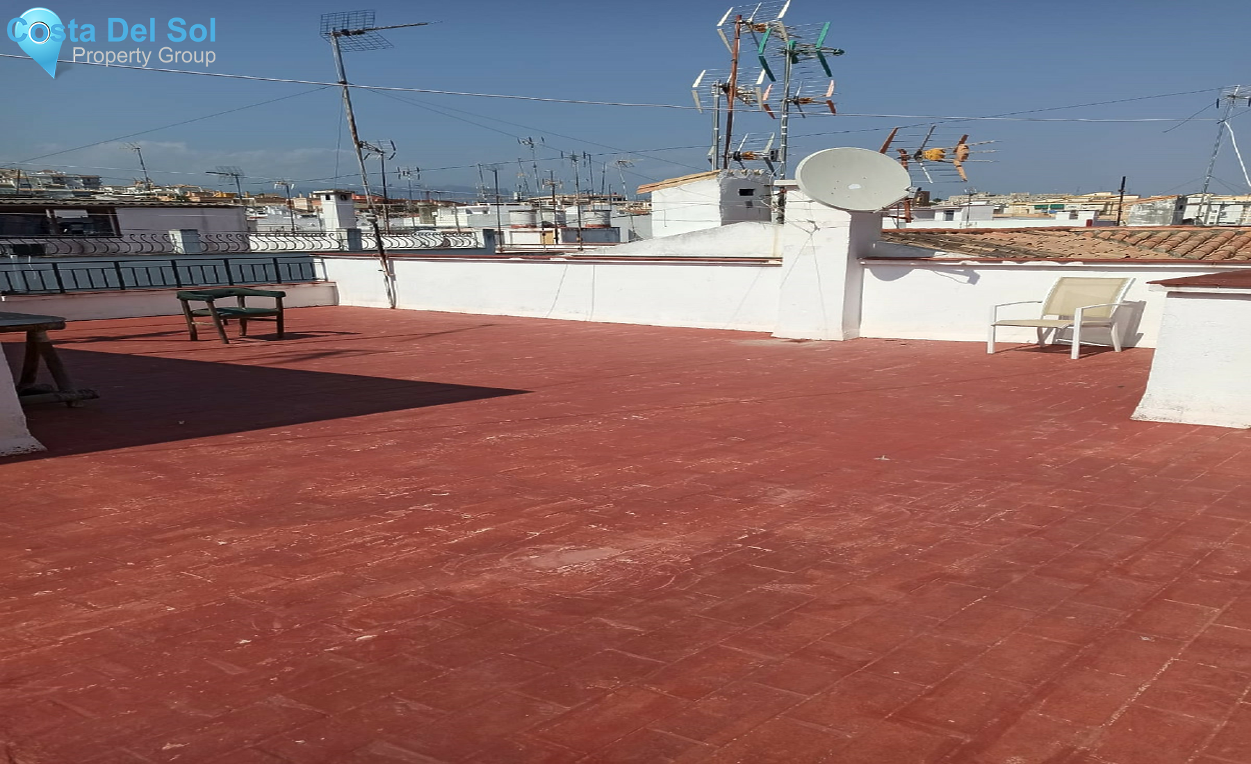 Top Floor Apartment in Estepona-1361727