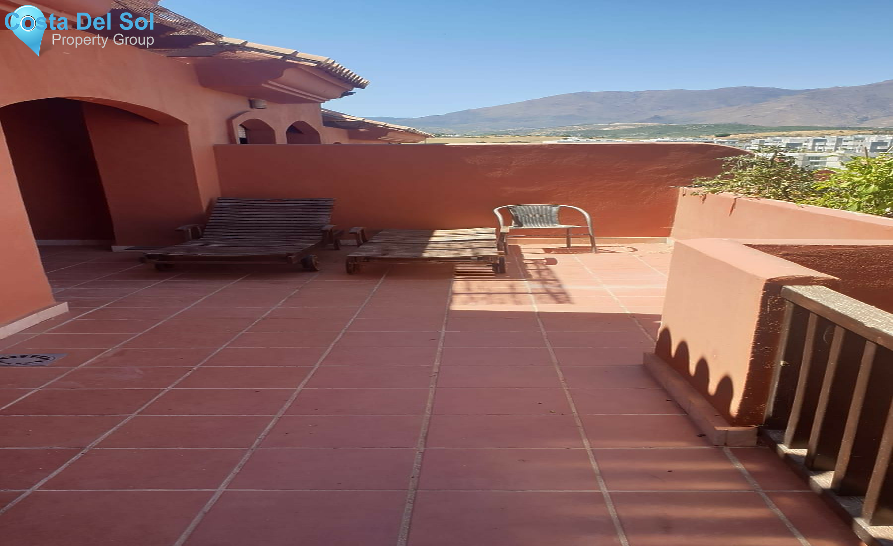 Top Floor Apartment in Estepona-1415834