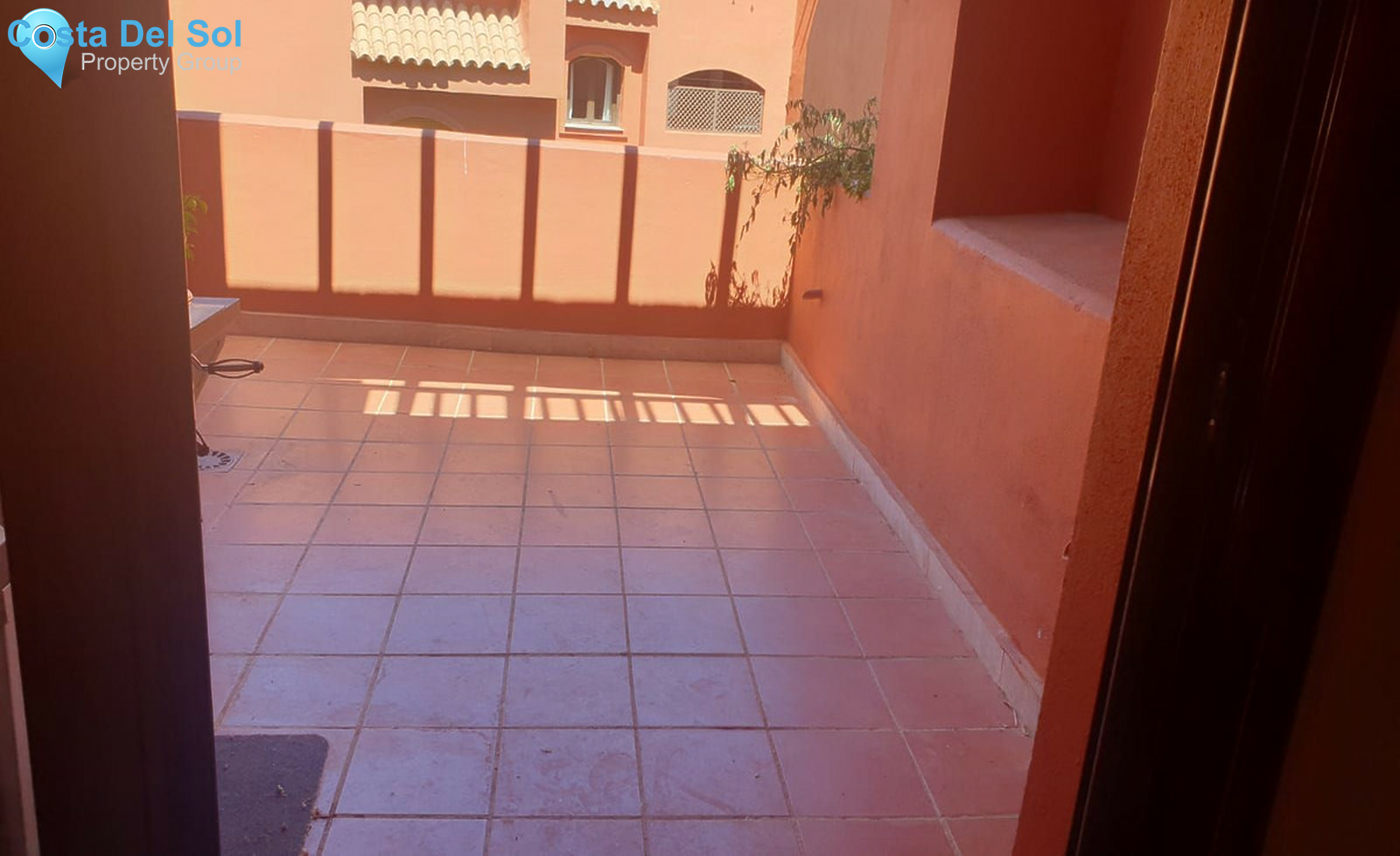 Top Floor Apartment in Estepona-1415839