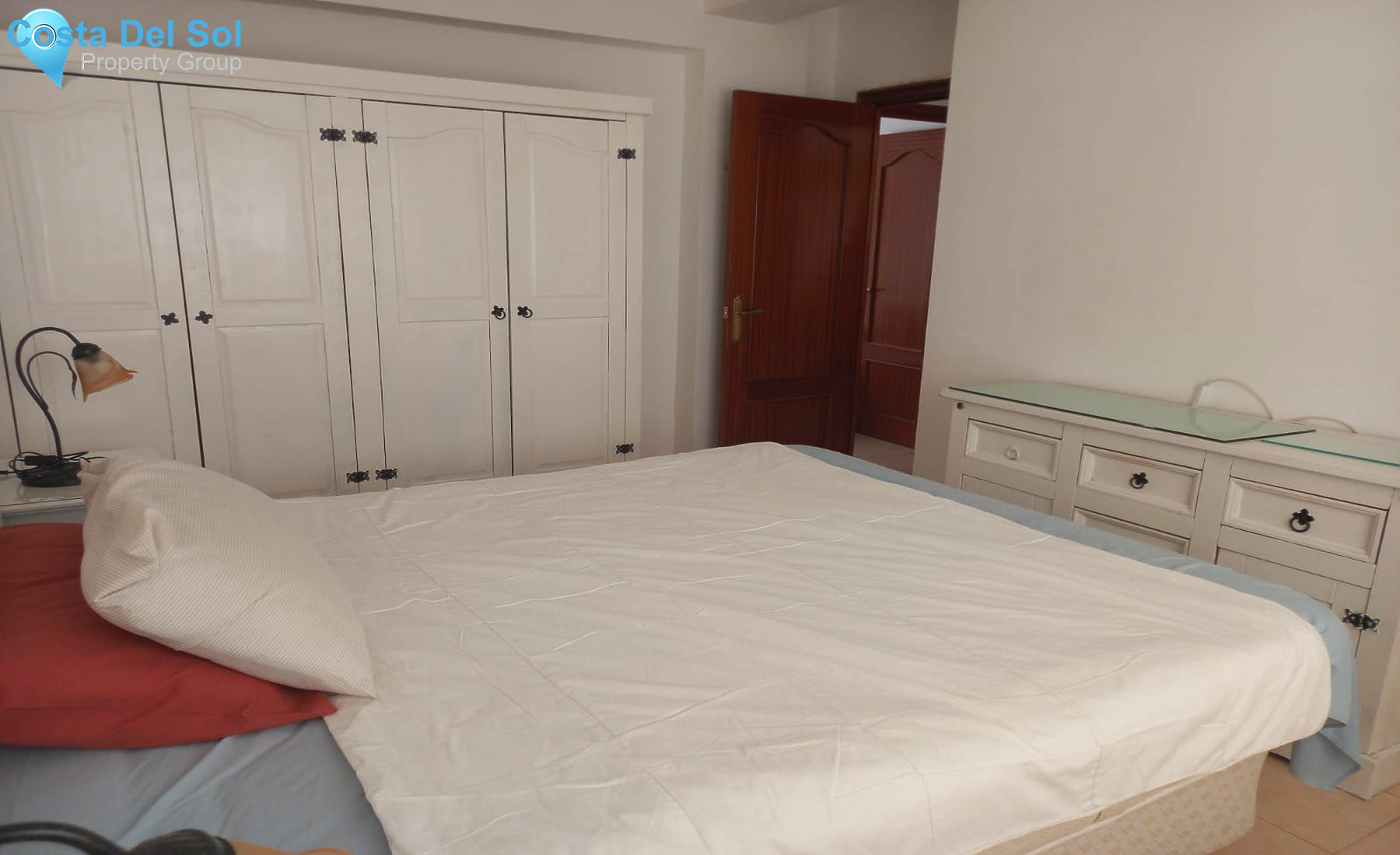 Top Floor Apartment in Estepona-1153931