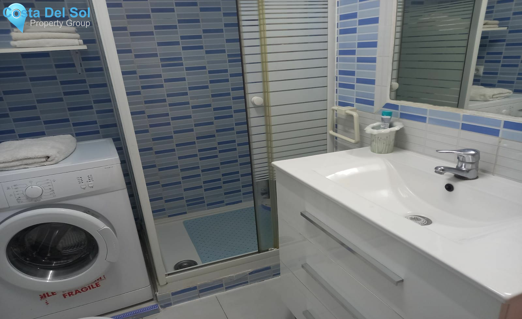 Top Floor Apartment in Estepona-1153942