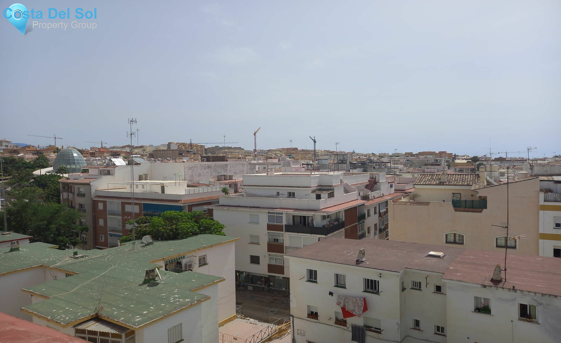 Top Floor Apartment in Estepona-1153933