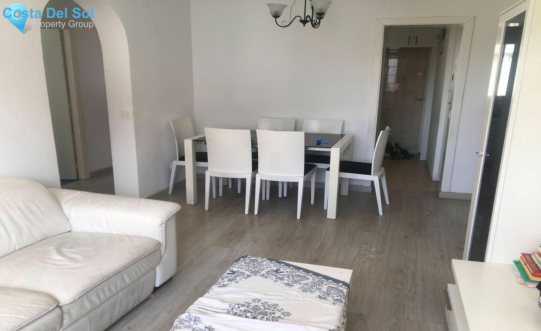 Top Floor Apartment in Estepona-1160016
