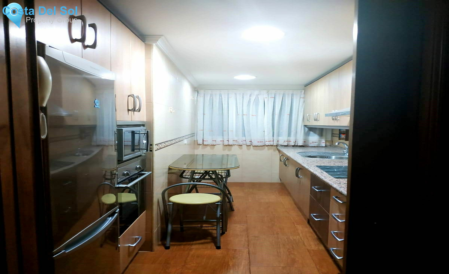 Top Floor Apartment in Estepona-1190637
