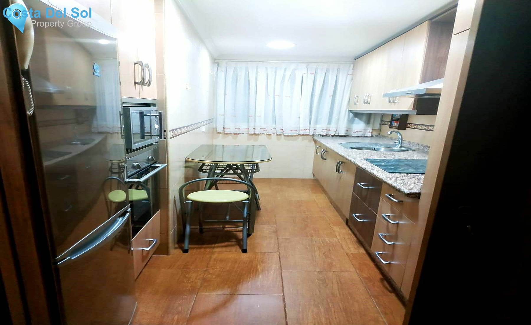 Top Floor Apartment in Estepona-1190638