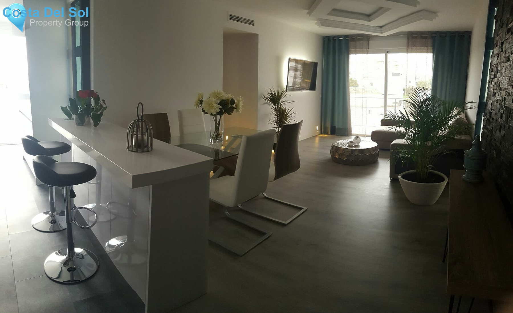 Top Floor Apartment in Estepona-1203040