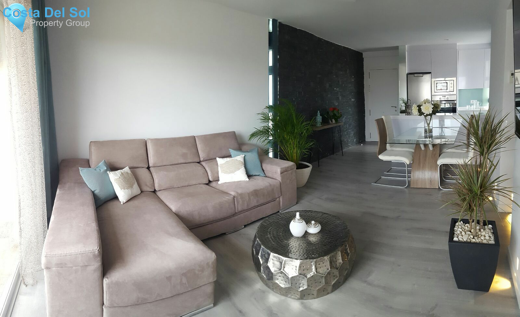 Top Floor Apartment in Estepona-1203032