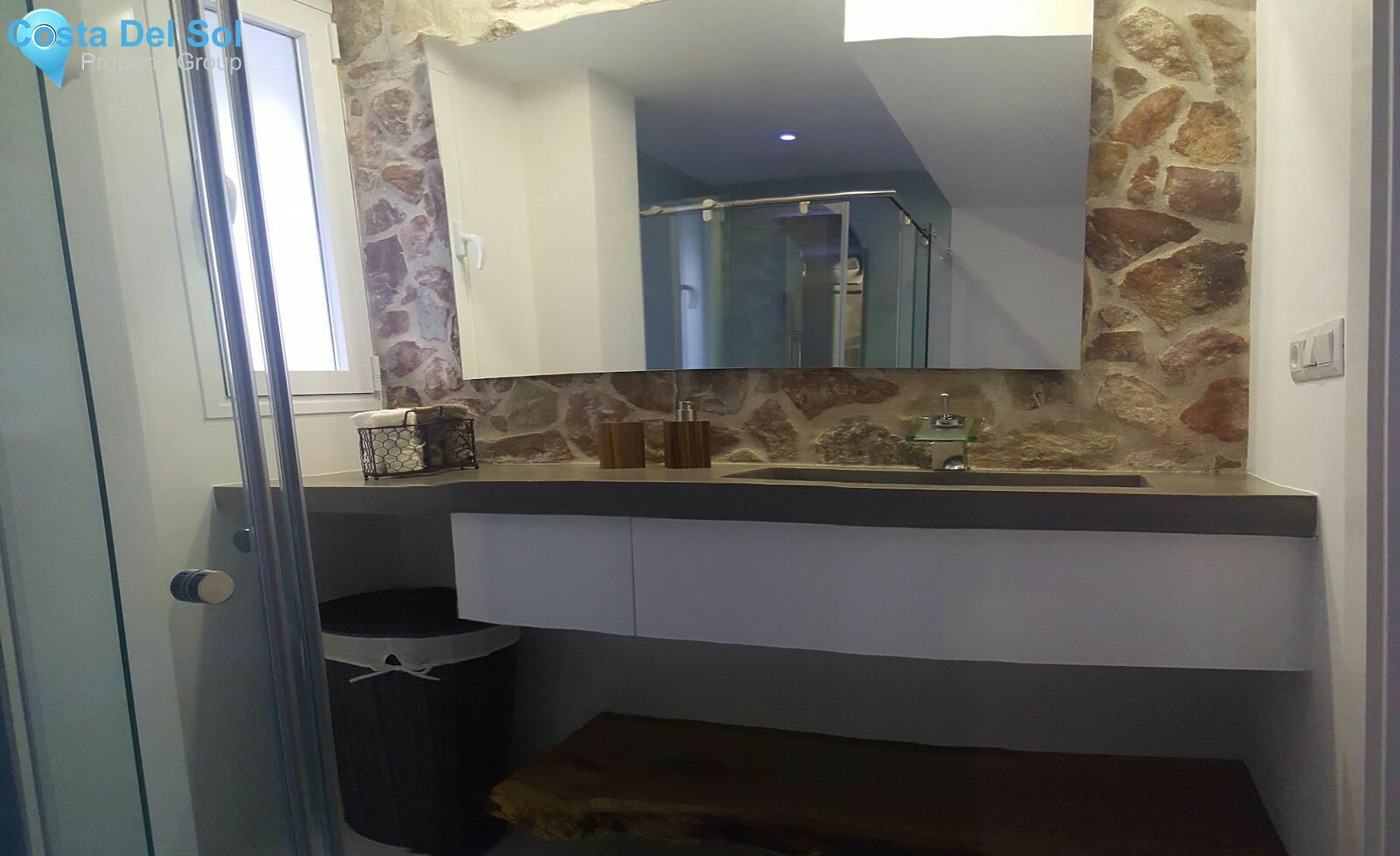 Top Floor Apartment in Estepona-1203034