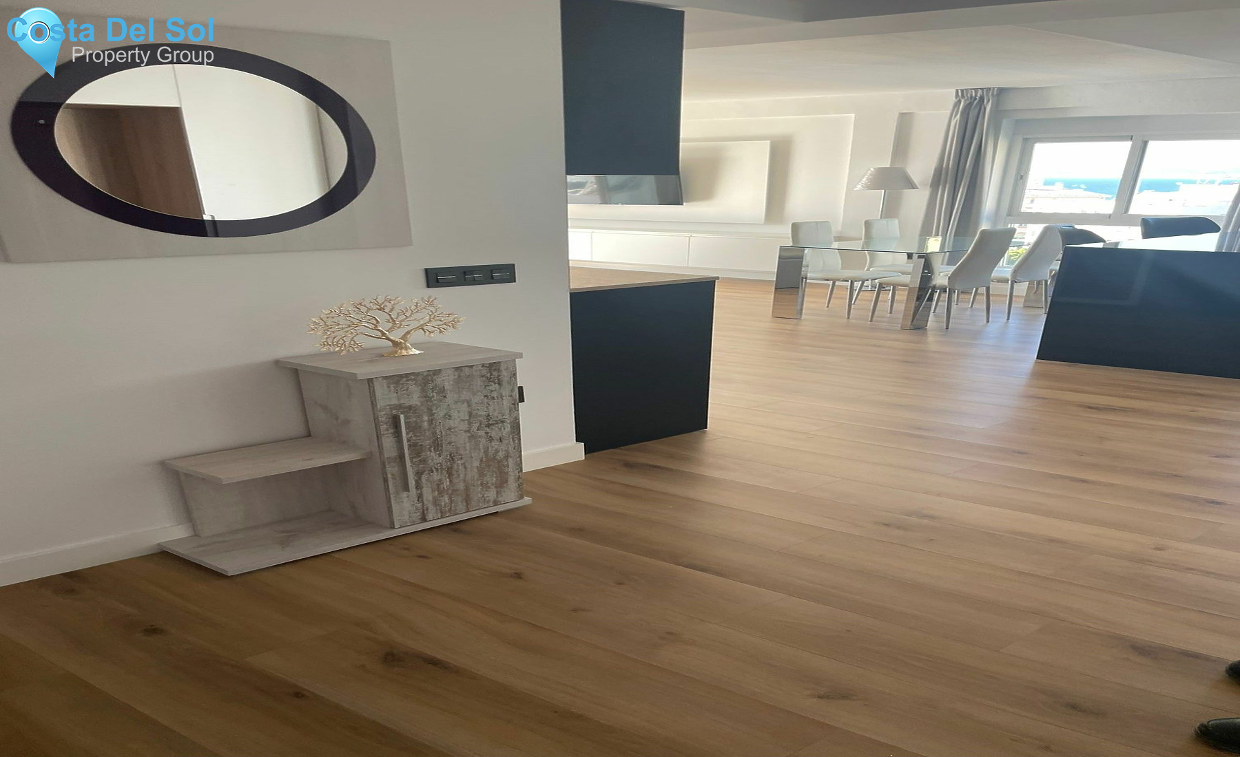 Top Floor Apartment in Estepona-1395240