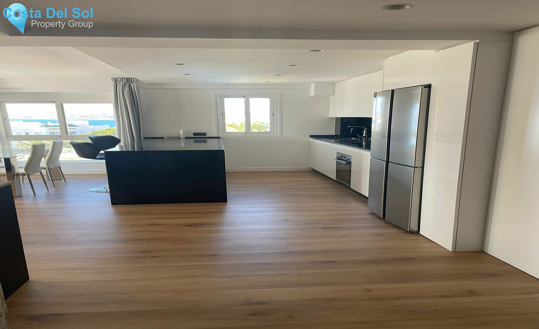 Top Floor Apartment in Estepona-1395241