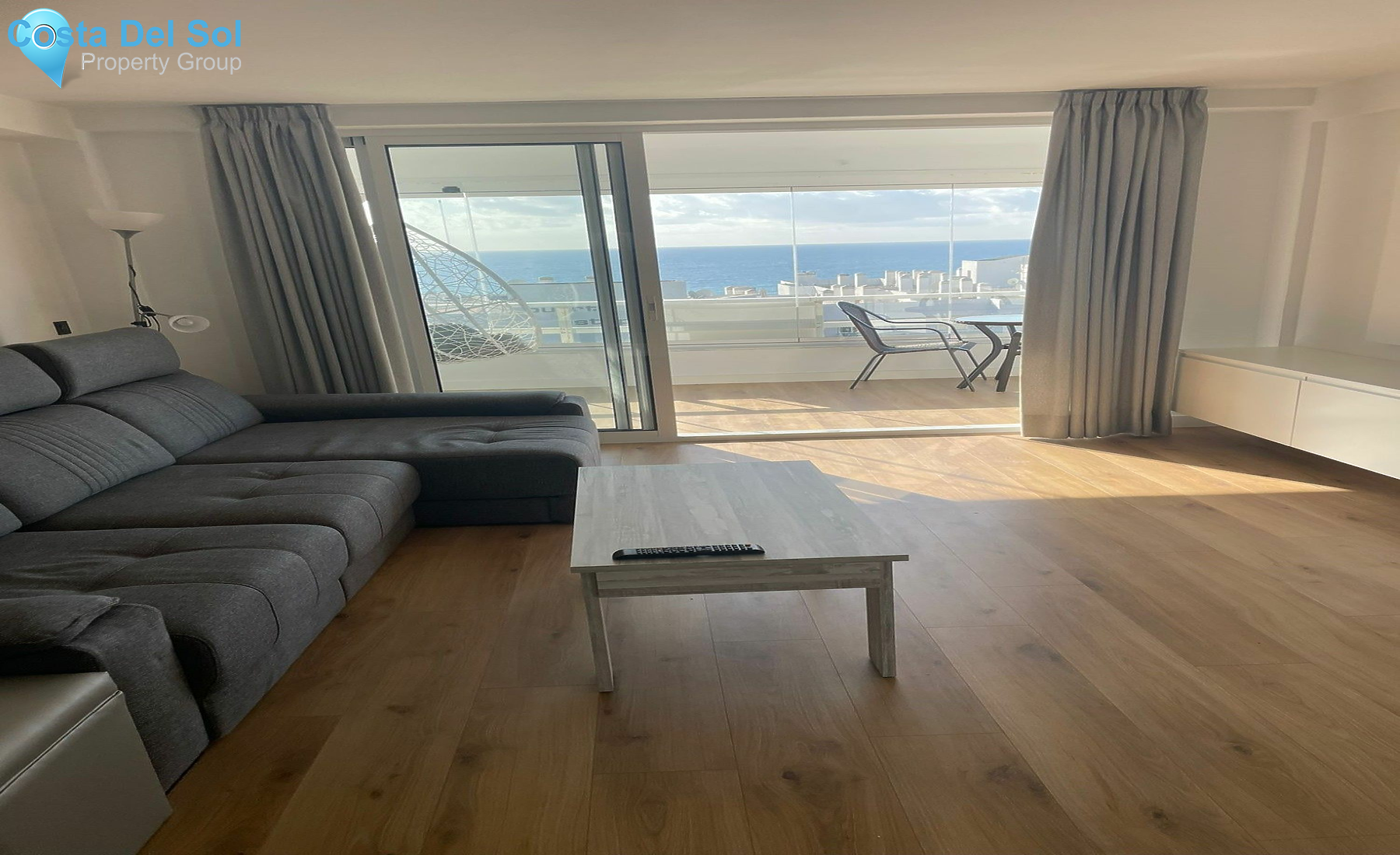 Top Floor Apartment in Estepona-1395235